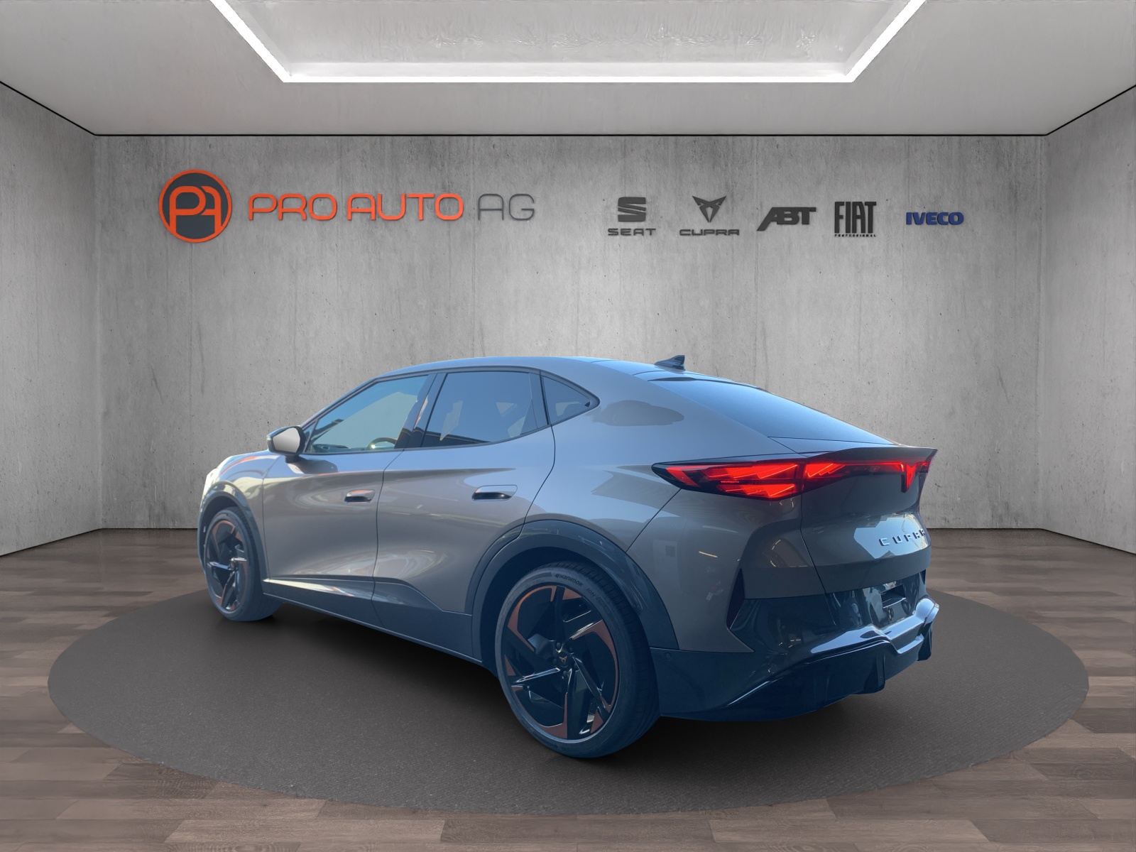 CUPRA Tavascan Type 9 77 kWh VZ Adrenaline-image-2