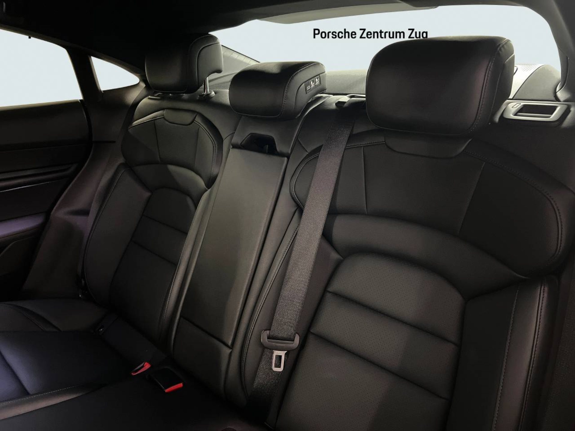 PORSCHE Taycan-image-22