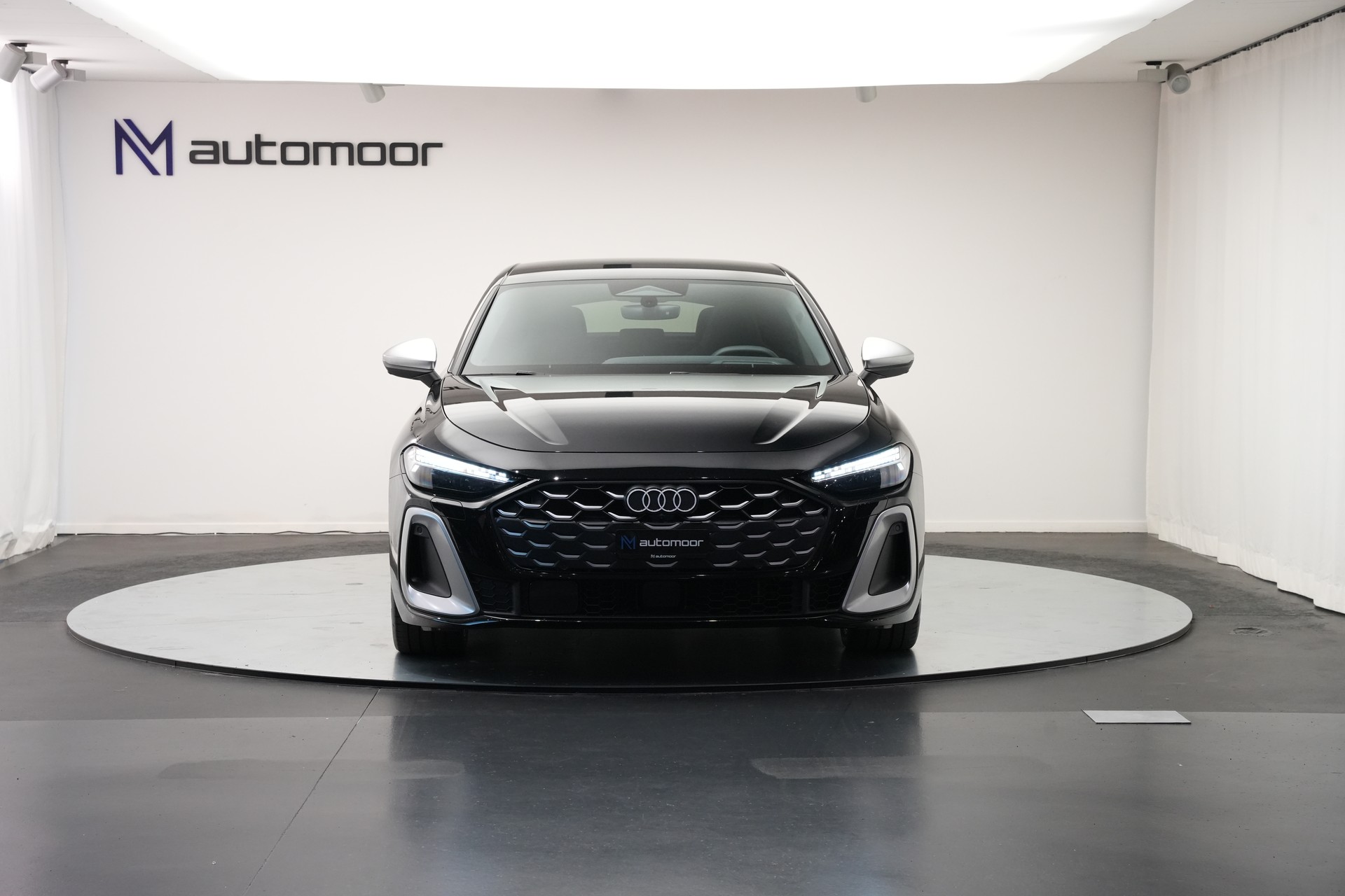 AUDI S5 Limousine TFSI quattro S tronic *Werksgarantie* *Panorama*-image-1
