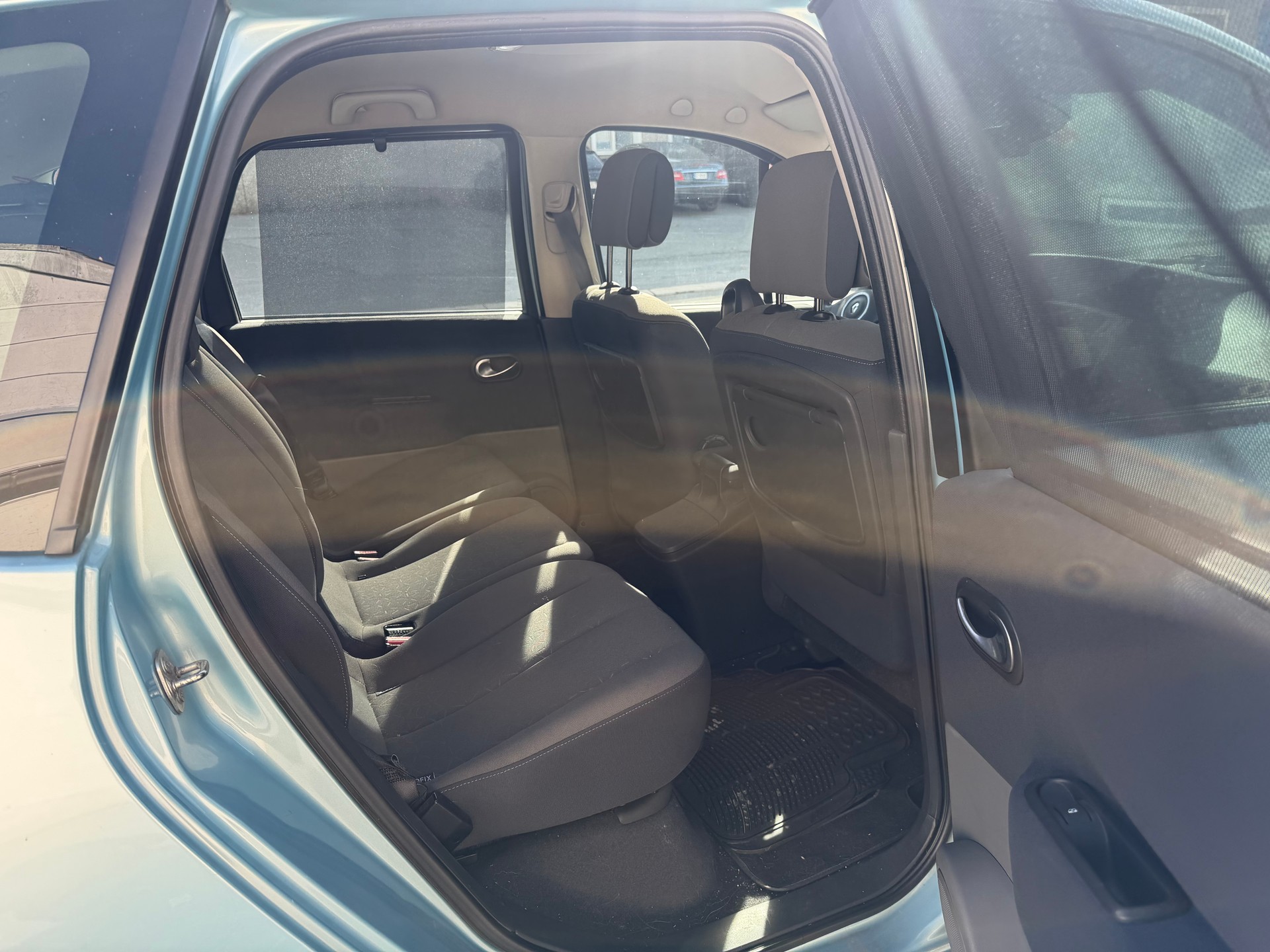 RENAULT Scénic 1.5 dCi Expression-image-8