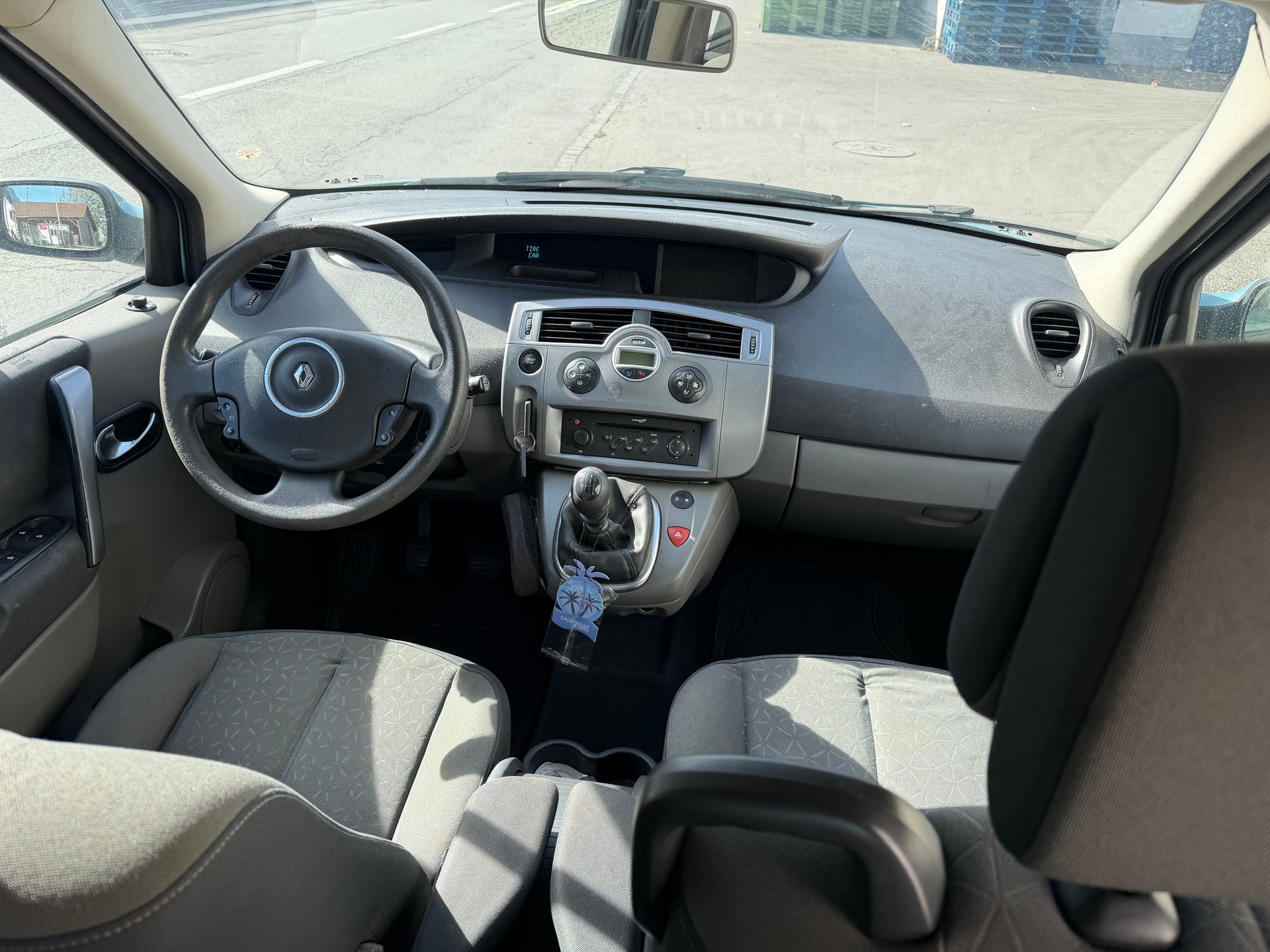 RENAULT Scénic 1.5 dCi Expression-image-2
