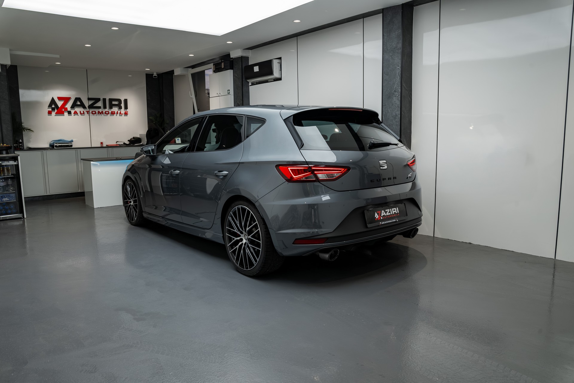 SEAT Leon 2.0 TSI Cupra 290 DSG-image-5