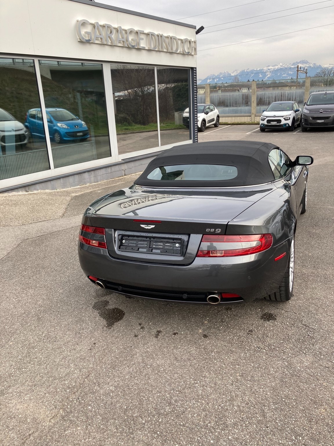 ASTON MARTIN DB9 Volante Touchtronic 2-image-10