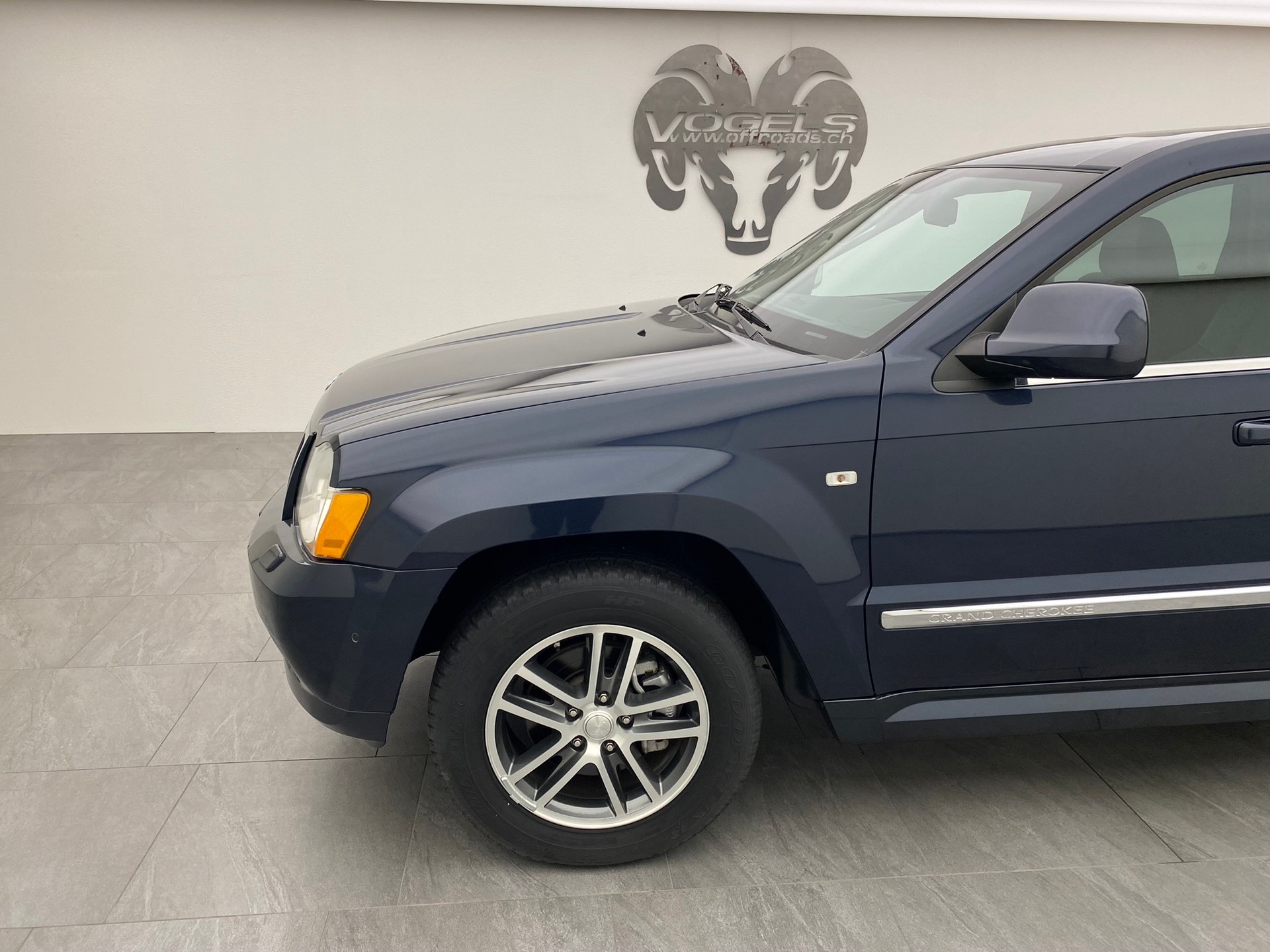 JEEP Grand Cherokee 3.0CRD LTD-image-6