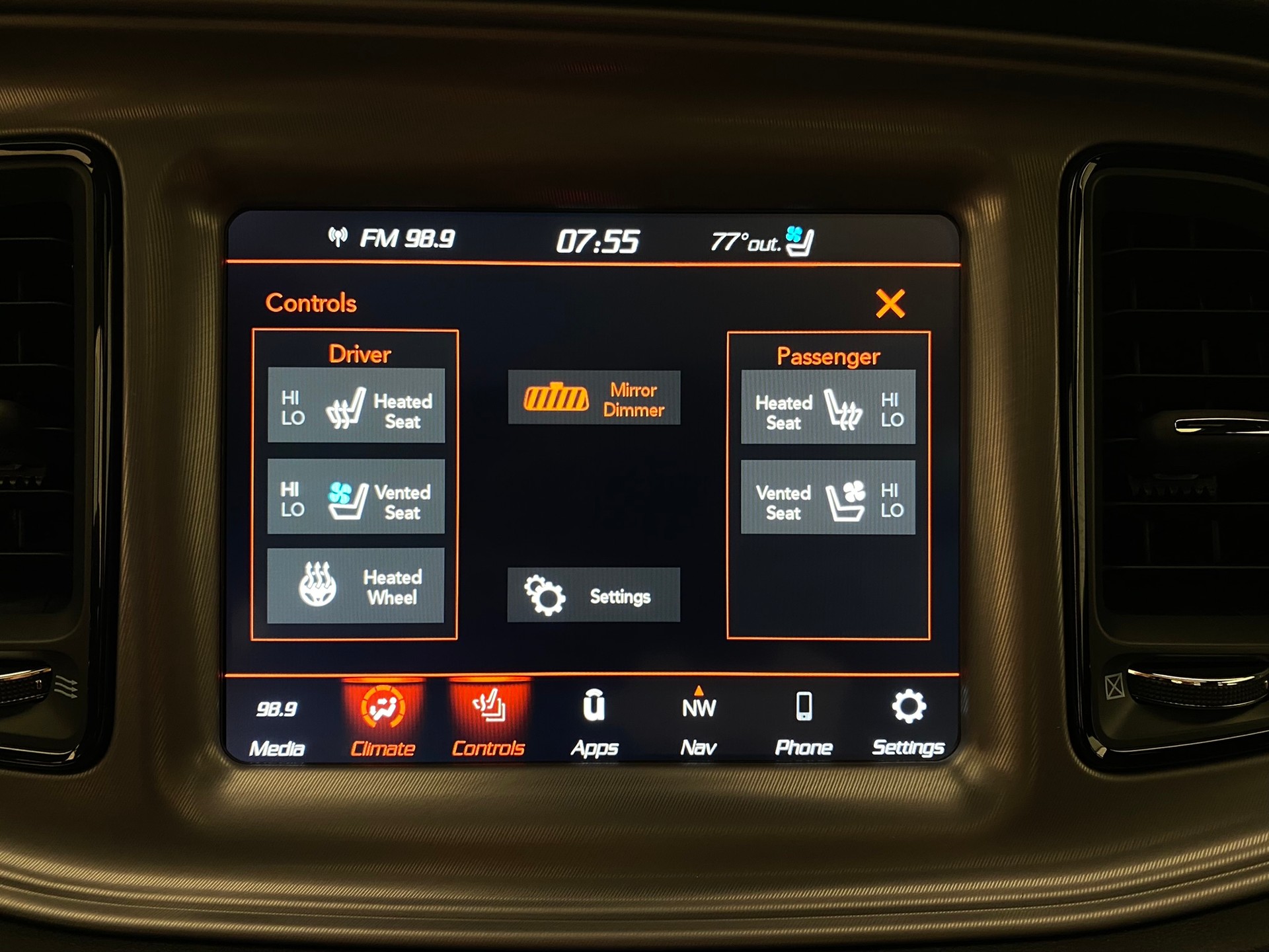 DODGE Challenger T/A 392 WB-image-11