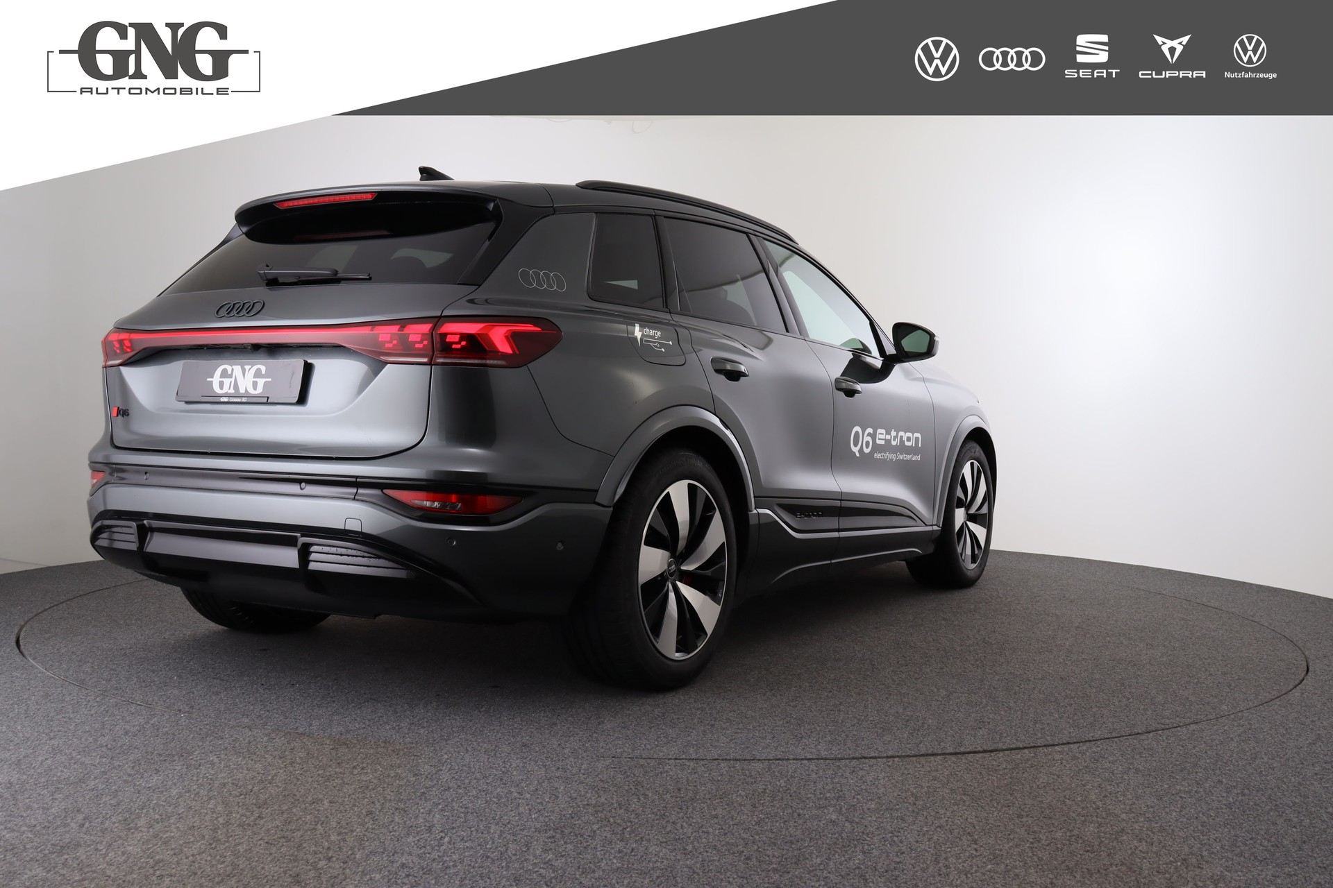 AUDI Q6 e-tron quattro-image-4