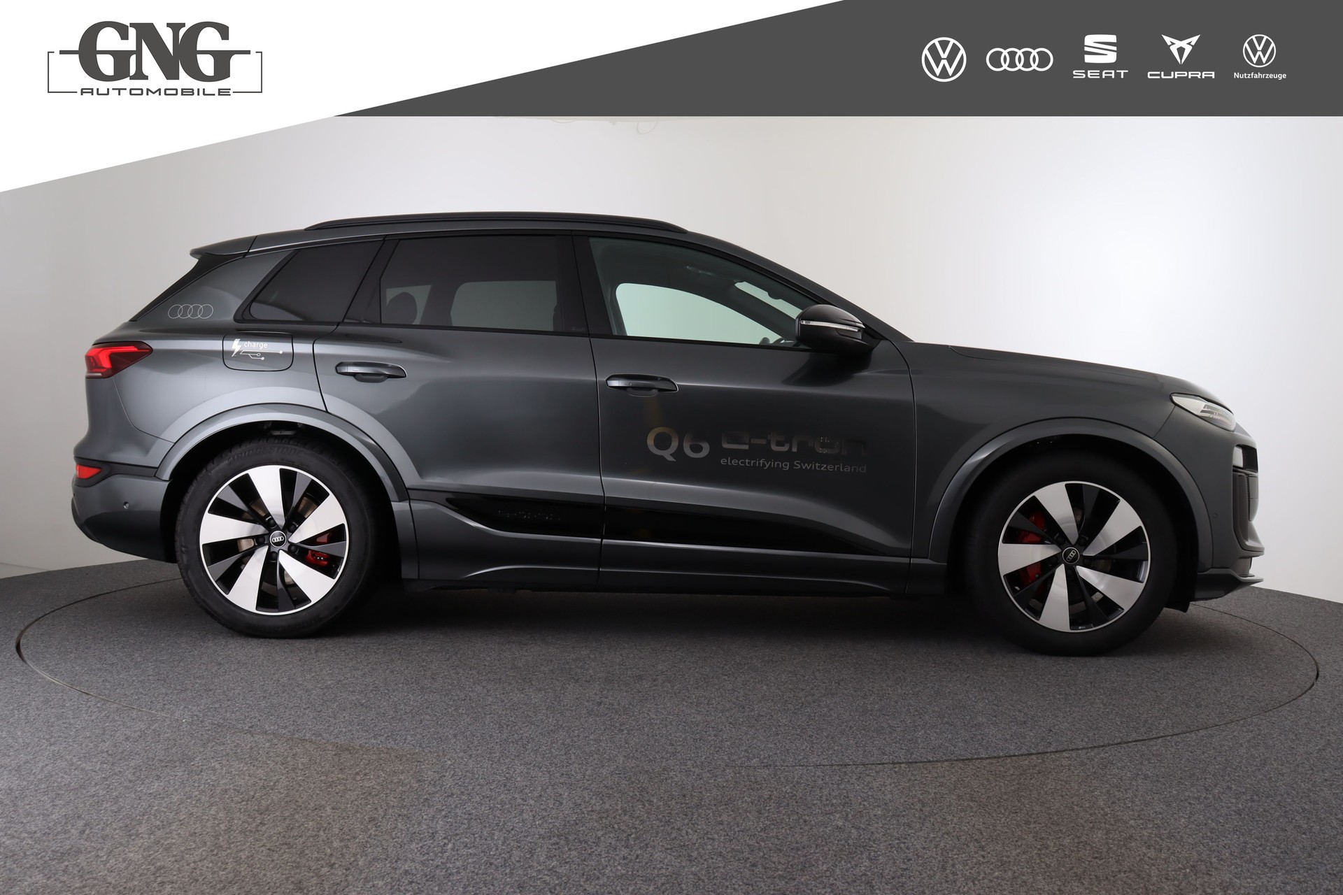 AUDI Q6 e-tron quattro-image-5