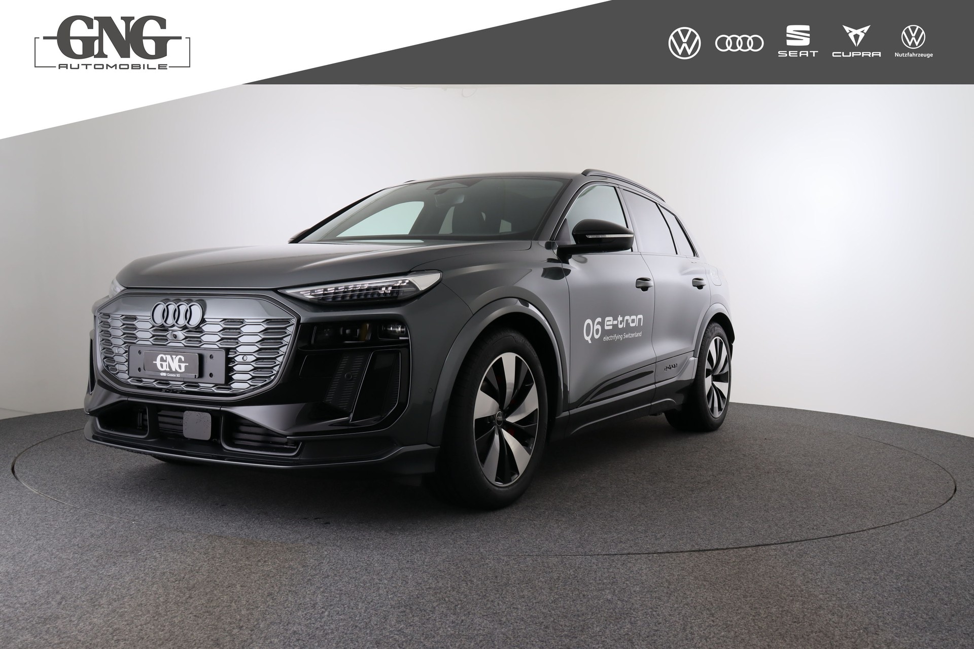 AUDI Q6 e-tron quattro-image-0
