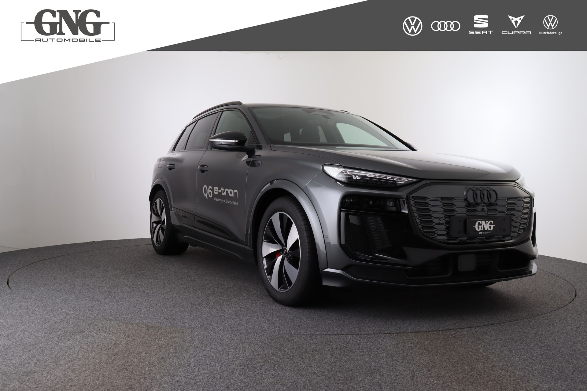 AUDI Q6 e-tron quattro-image-6