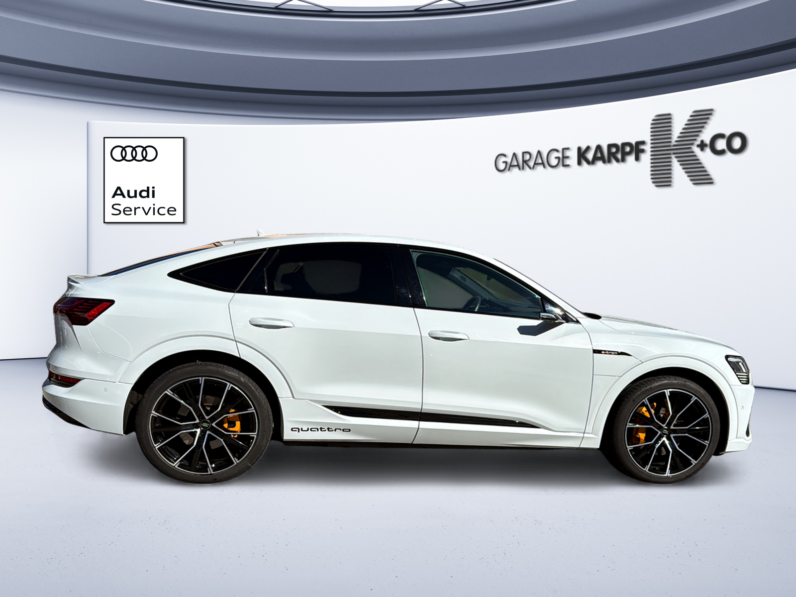 AUDI e-tron 55 Sportback S Line quattro-image-5