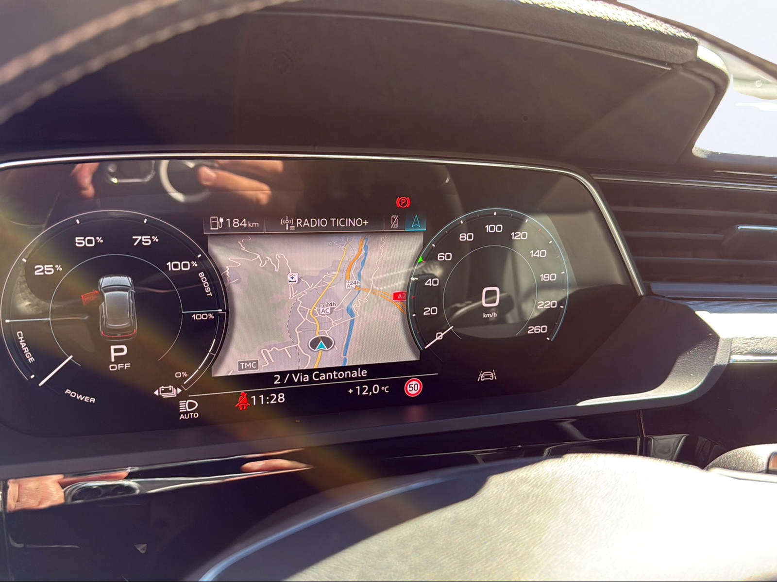 AUDI e-tron 55 Sportback S Line quattro-image-12
