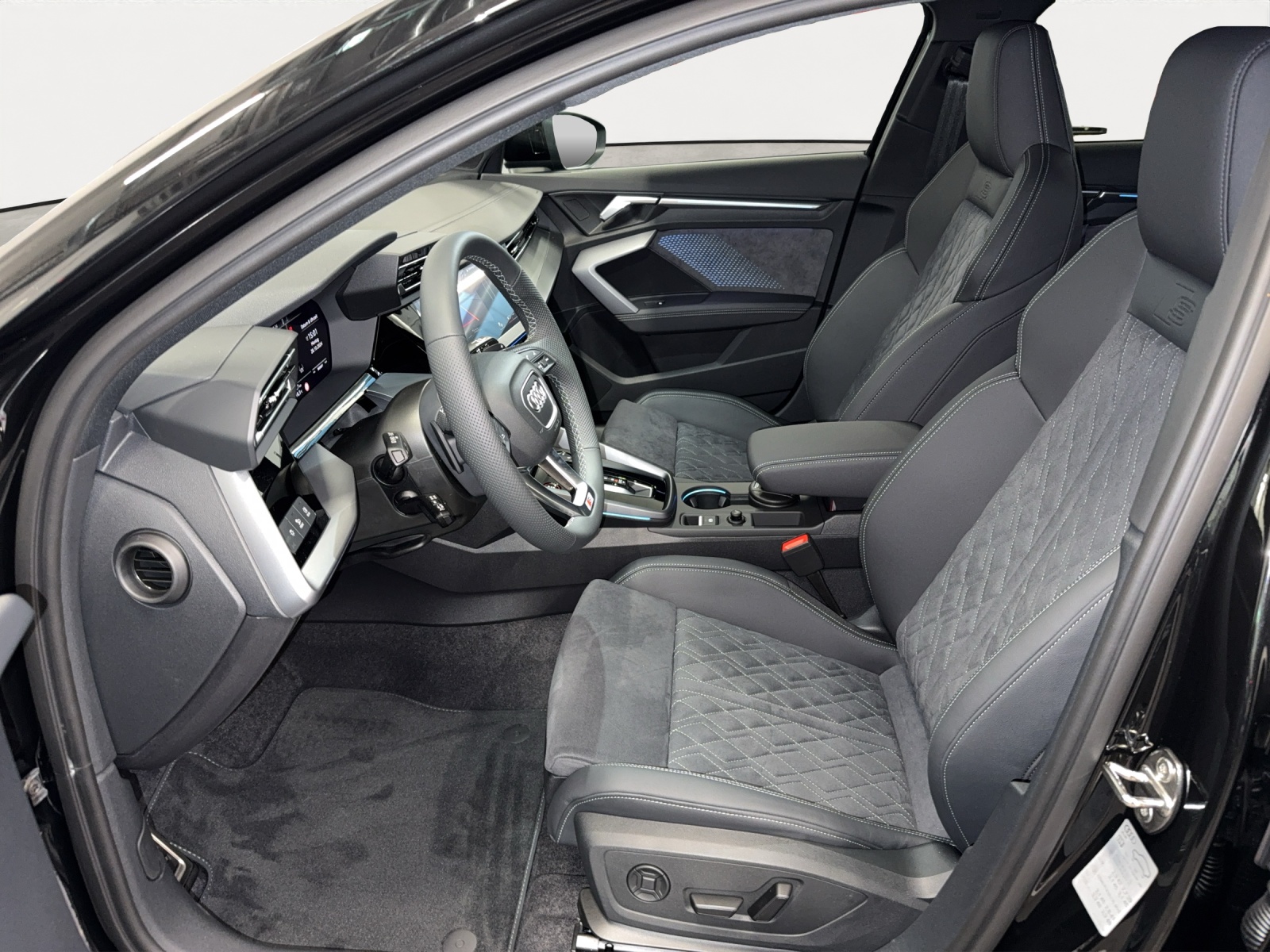 AUDI Audi S3 Sportback-image-4