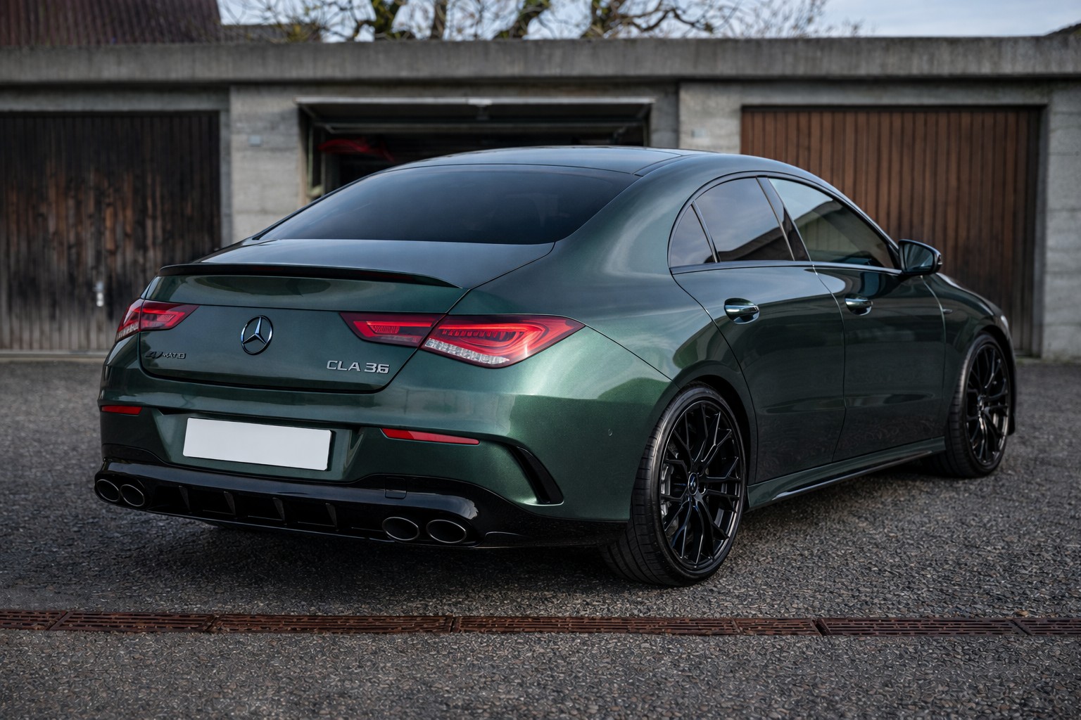 MERCEDES-BENZ CLA 35 AMG-image-5