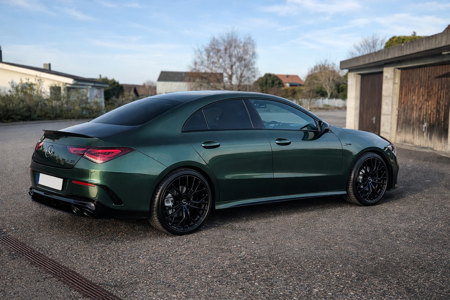 MERCEDES-BENZ CLA 35 AMG-image-1
