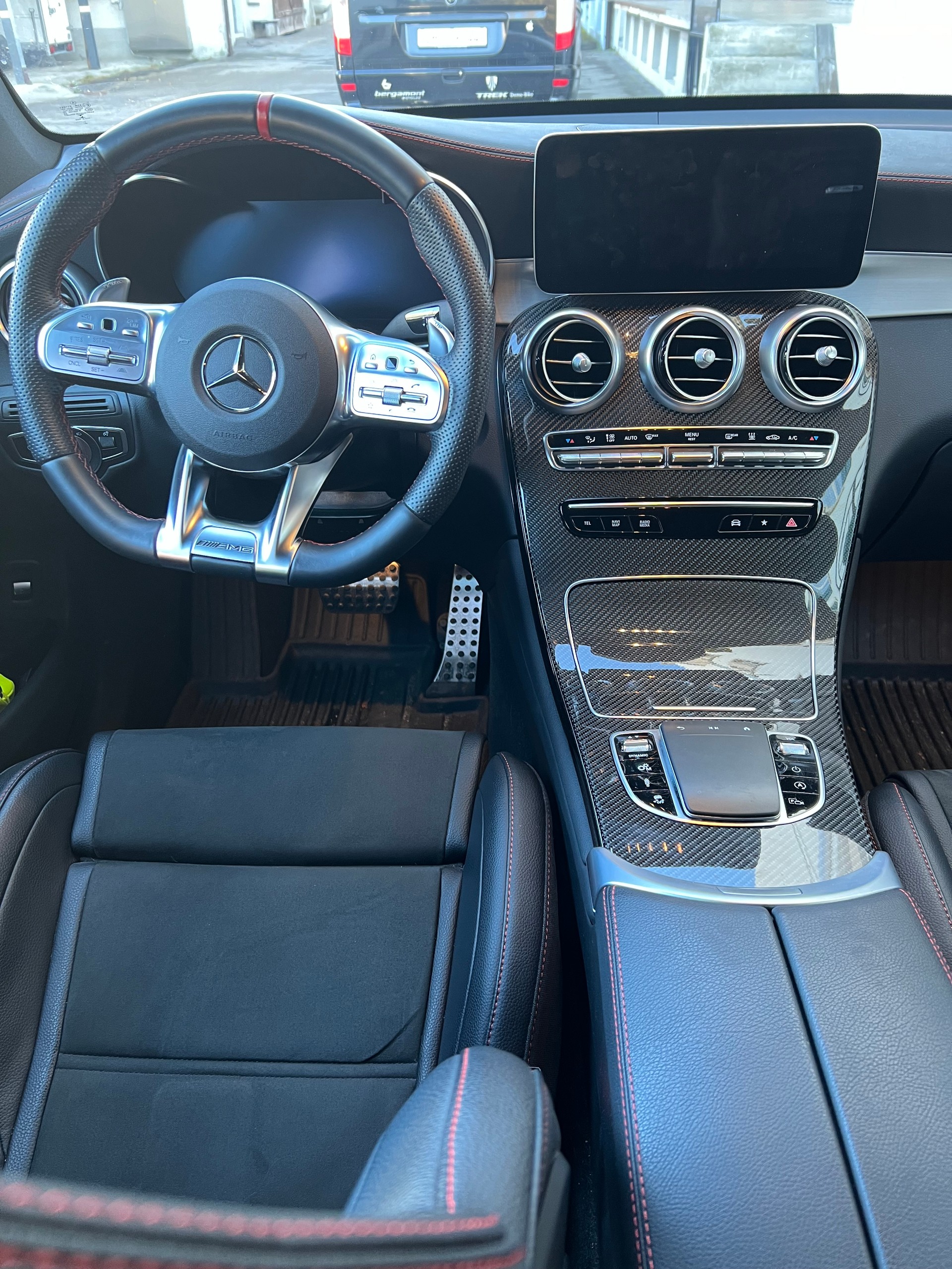 MERCEDES-BENZ GLC 43 AMG-image-1