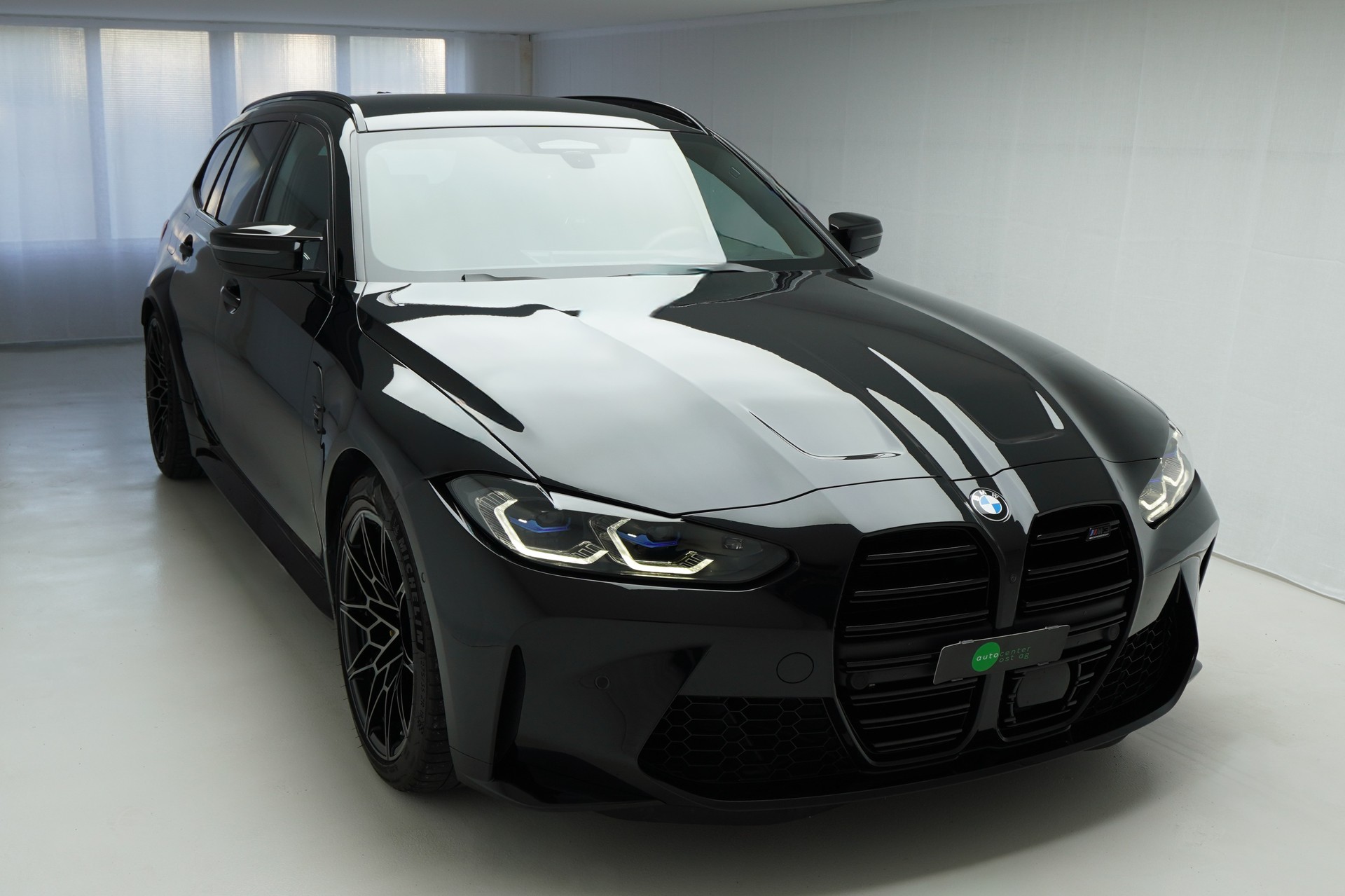 BMW M3 Touring xDrive Competition M-image-0