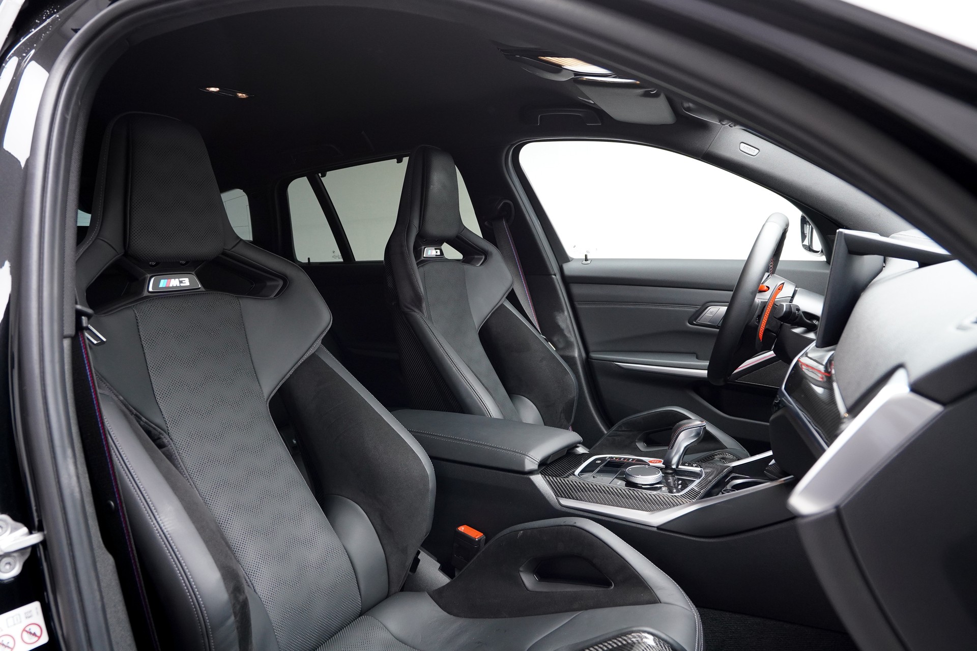 BMW M3 Touring xDrive Competition M-image-12