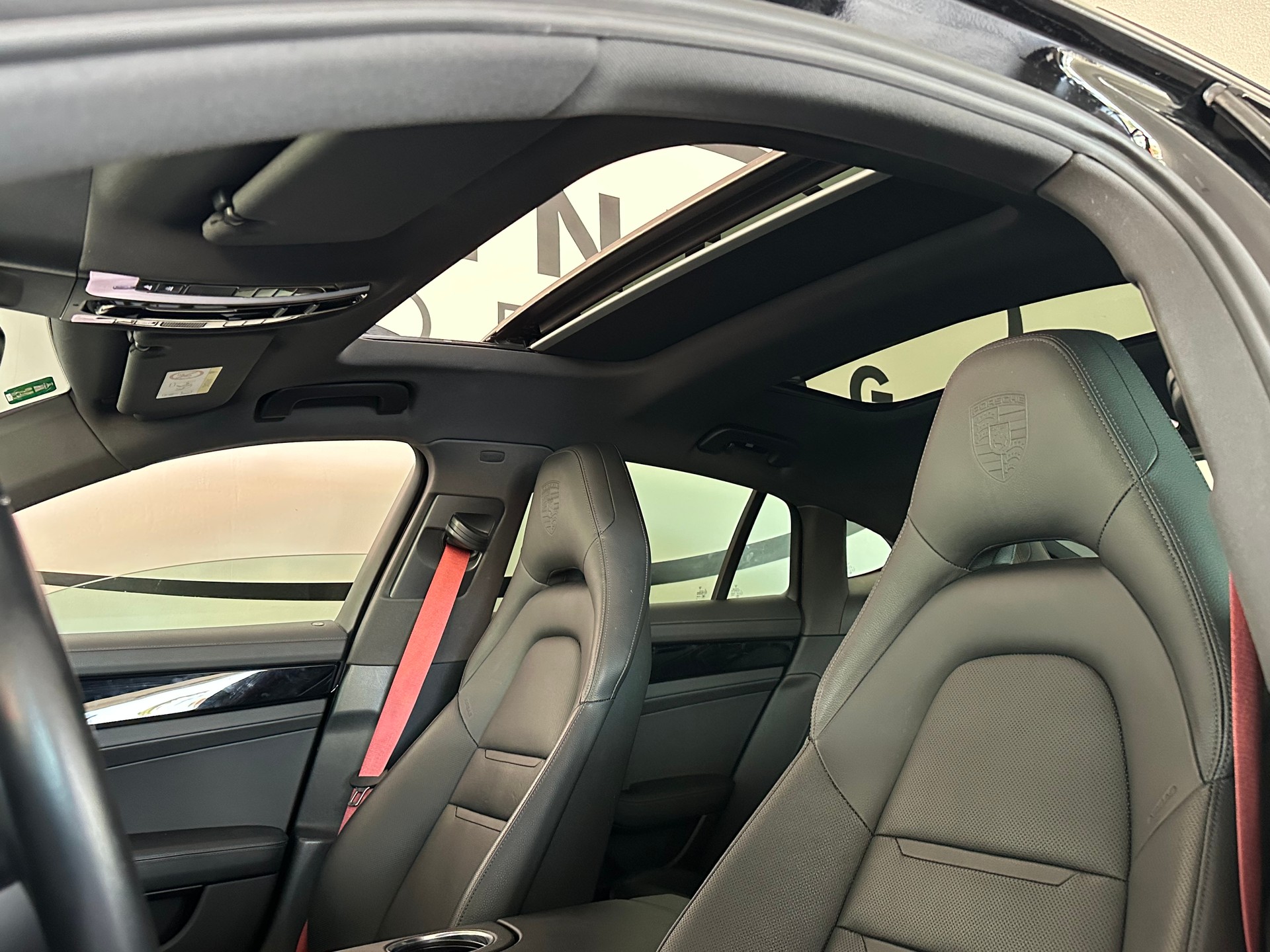 PORSCHE Panamera 4S Executive E-Hybrid PDK-image-10