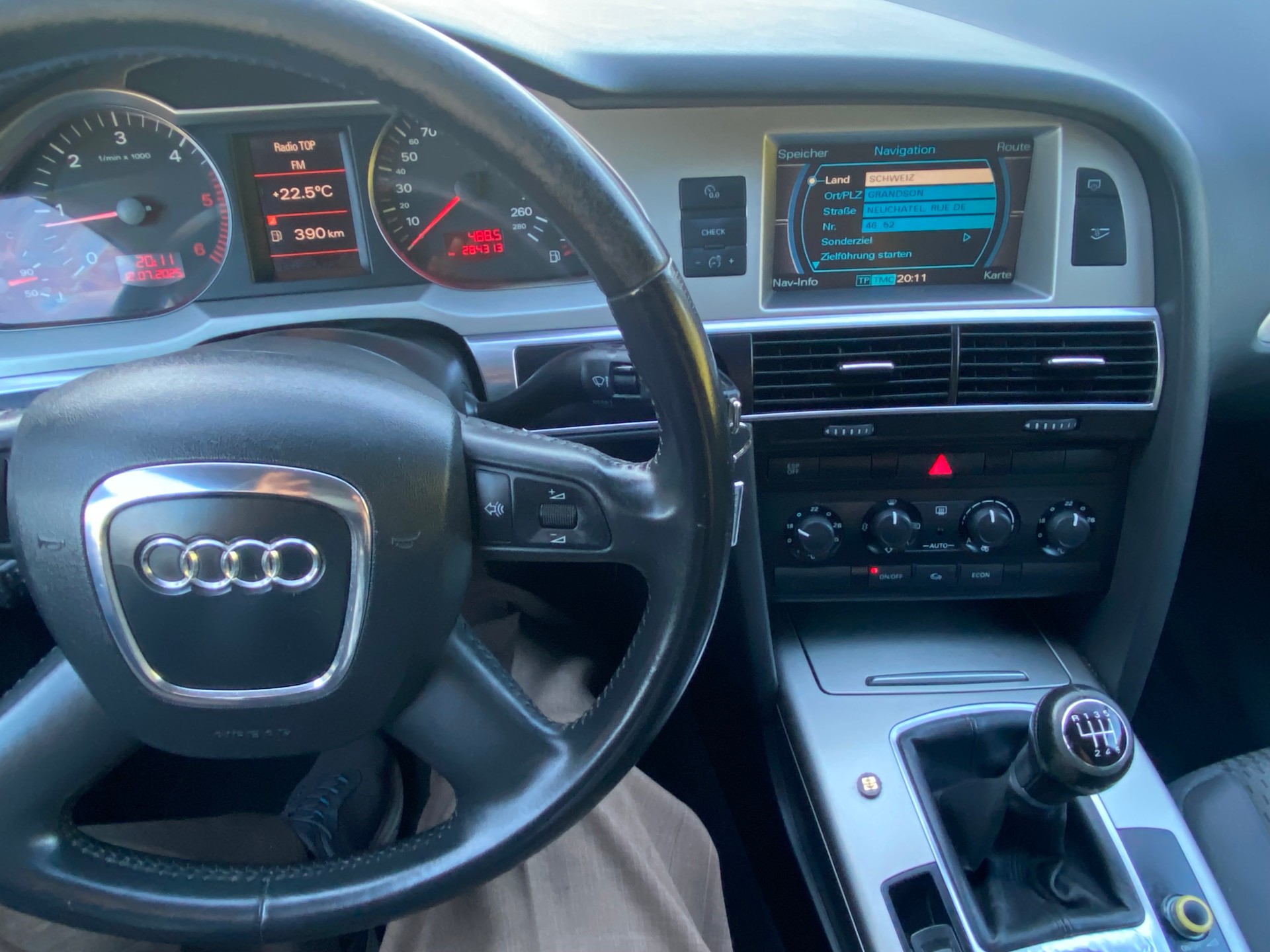 AUDI A6 Avant 2.7 V6 TDI-image-5