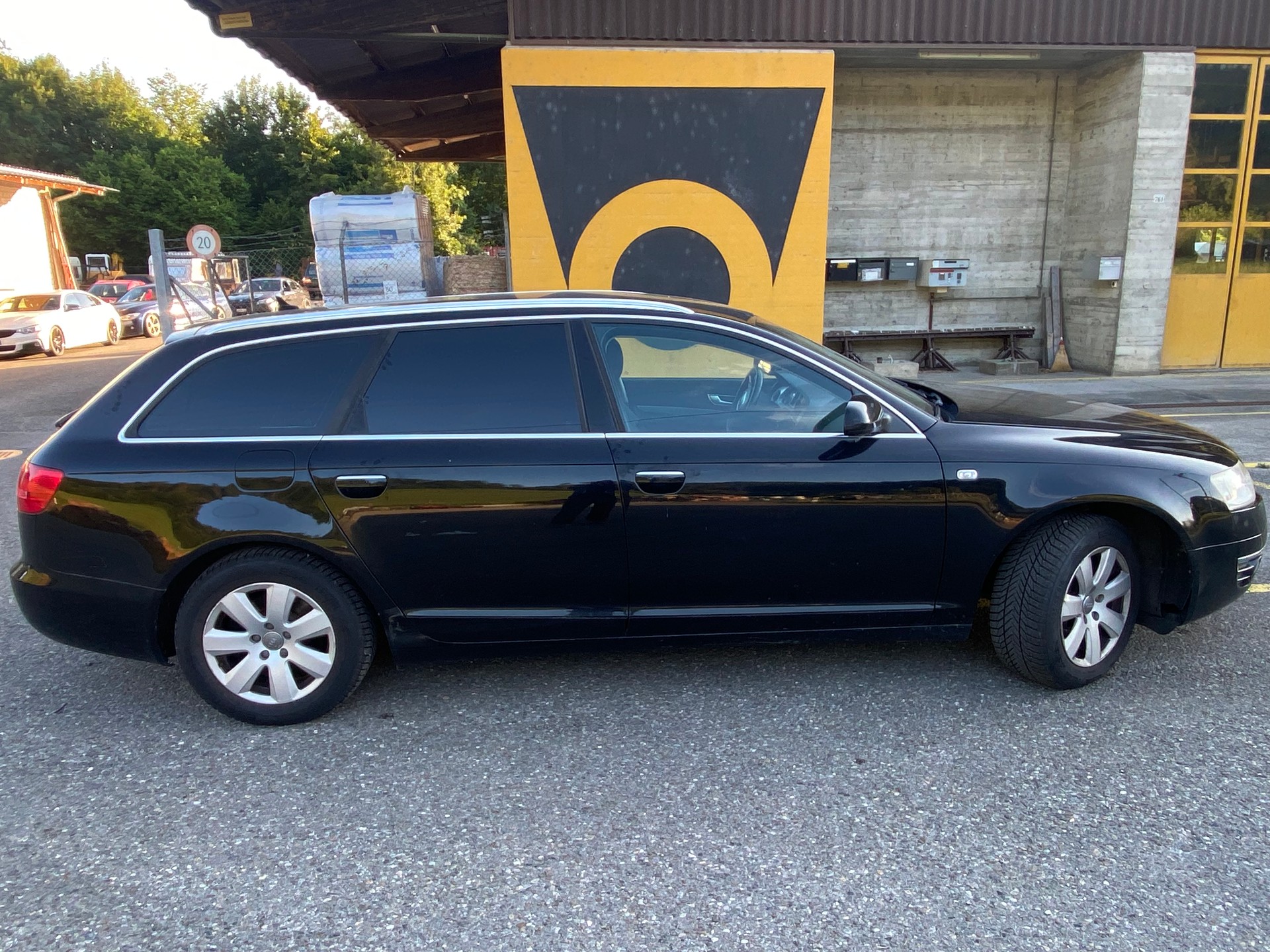 AUDI A6 Avant 2.7 V6 TDI-image-3