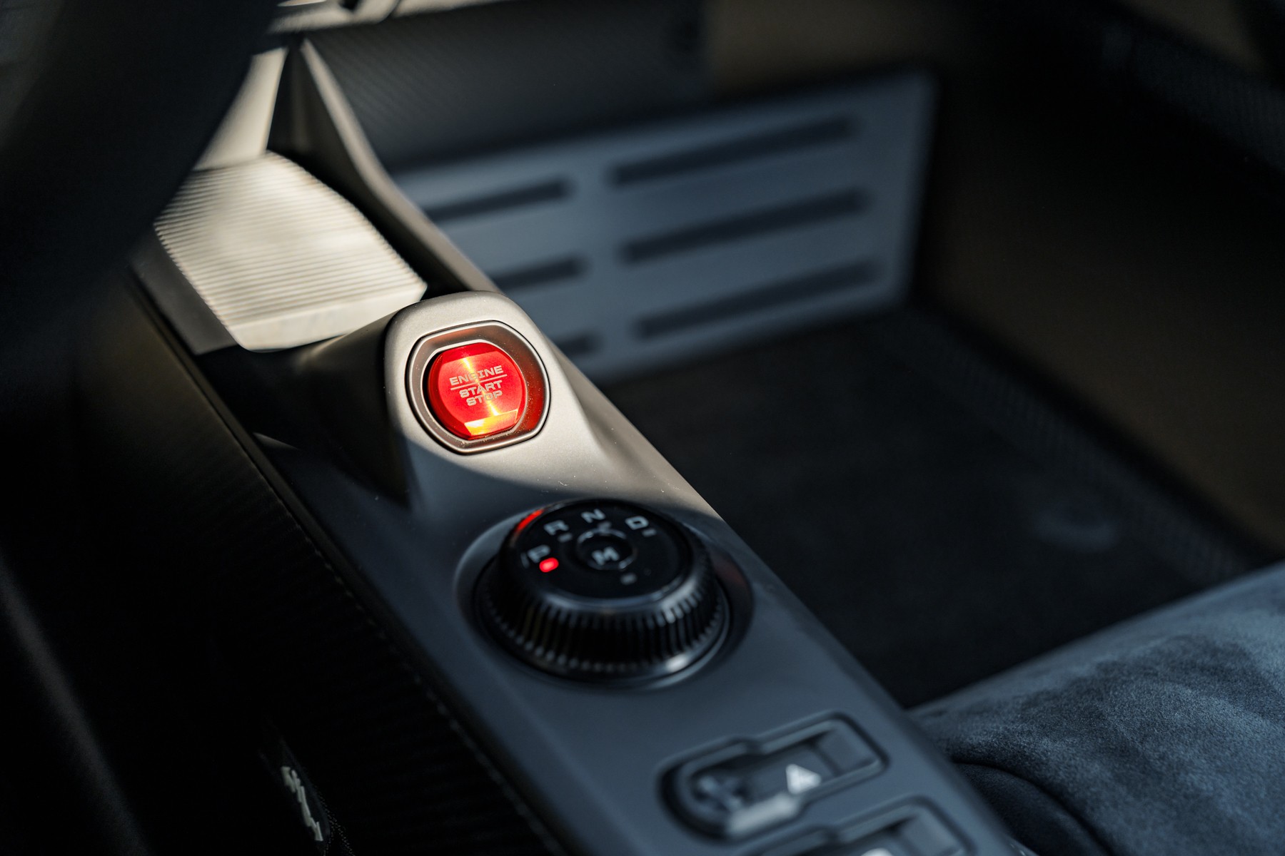 FORD Carbon Series-image-22