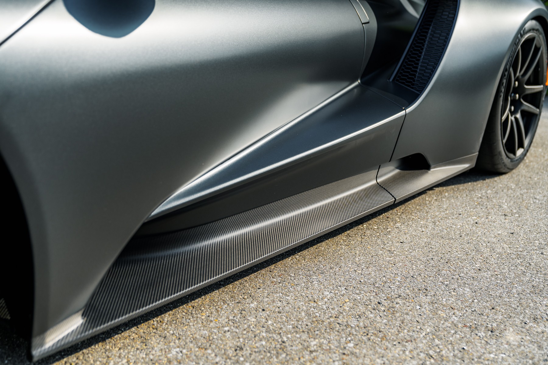 FORD Carbon Series-image-5