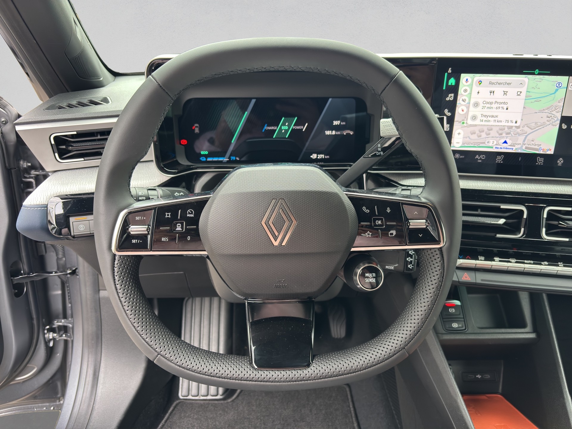 RENAULT R5 E-Tech Comfort Range 52 kWh Roland Garros-image-9