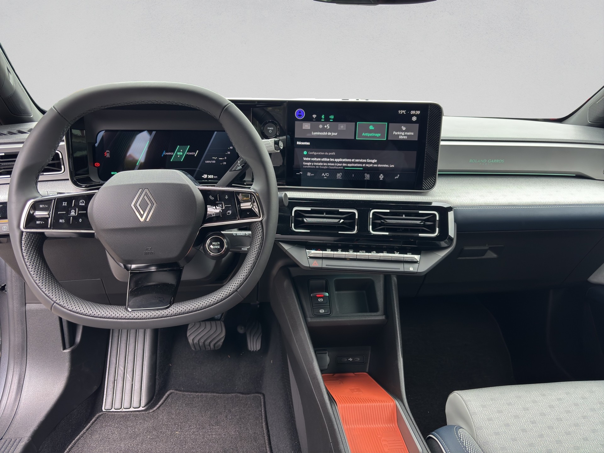 RENAULT R5 E-Tech Comfort Range 52 kWh Roland Garros-image-13
