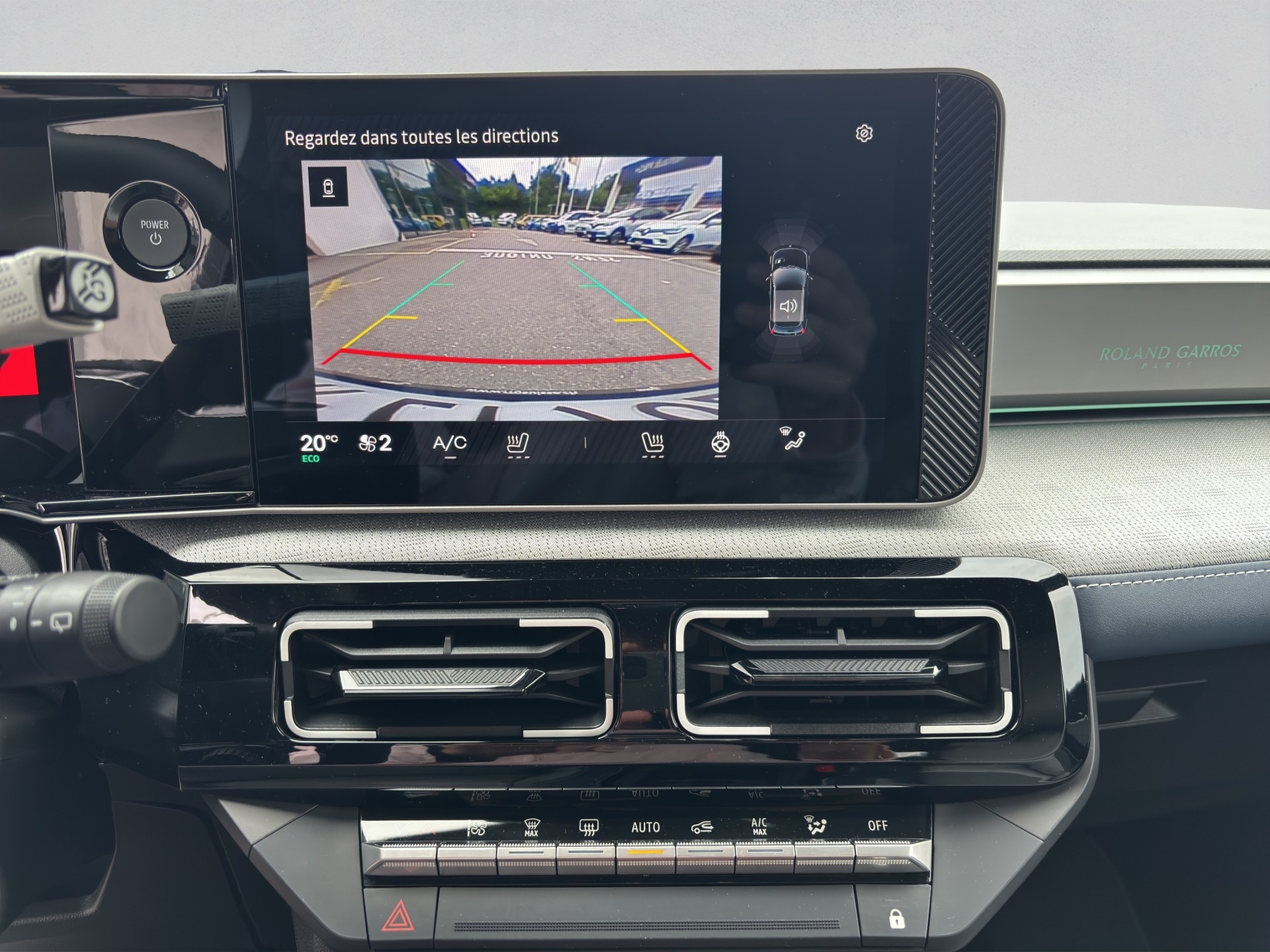 RENAULT R5 E-Tech Comfort Range 52 kWh Roland Garros-image-12