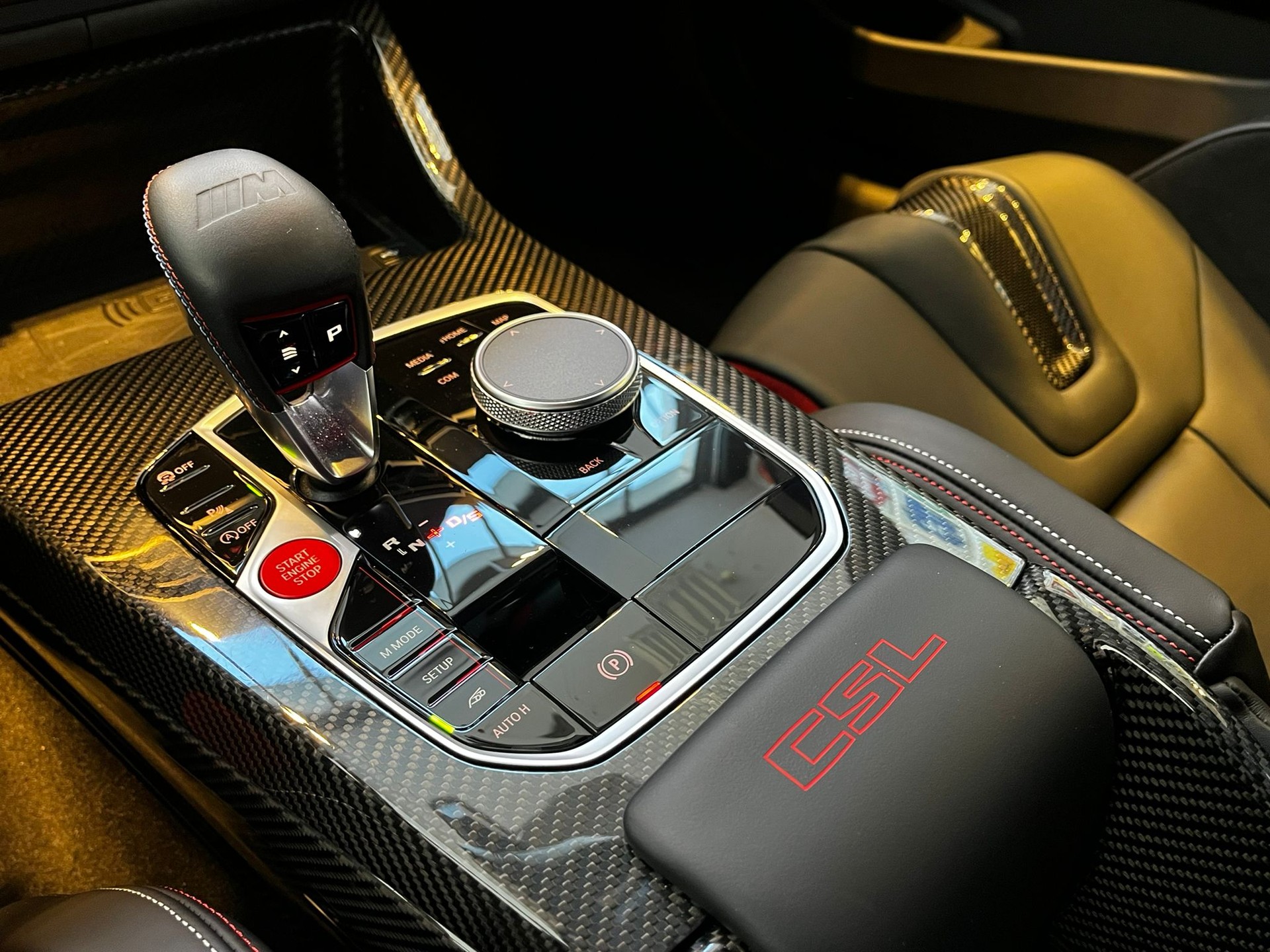 BMW M4 CSL Coupé-image-19