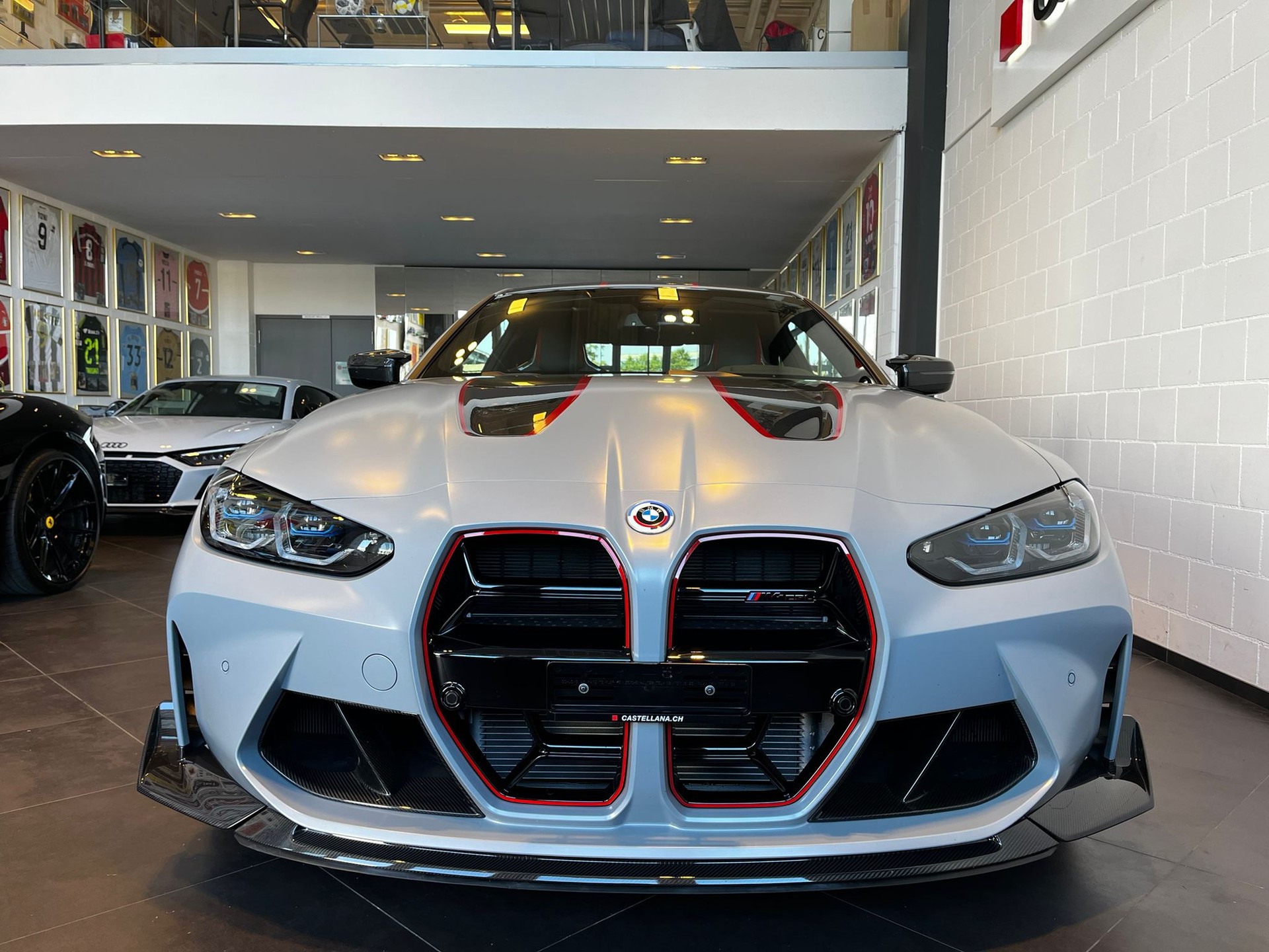 BMW M4 CSL Coupé-image-2