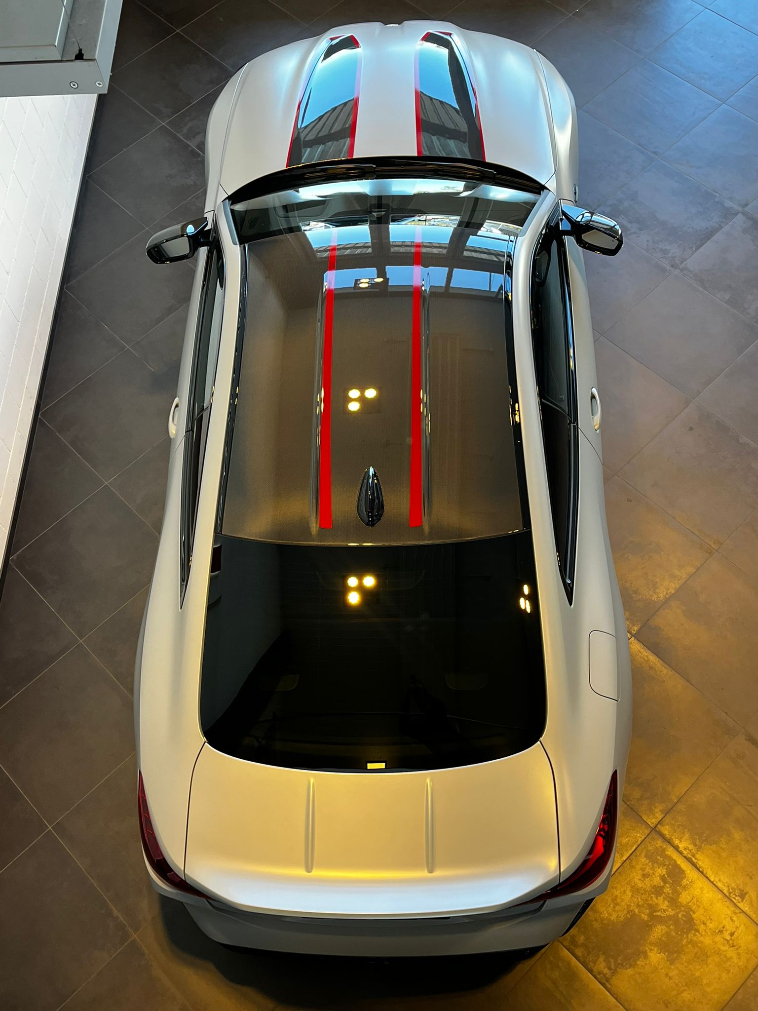 BMW M4 CSL Coupé-image-10