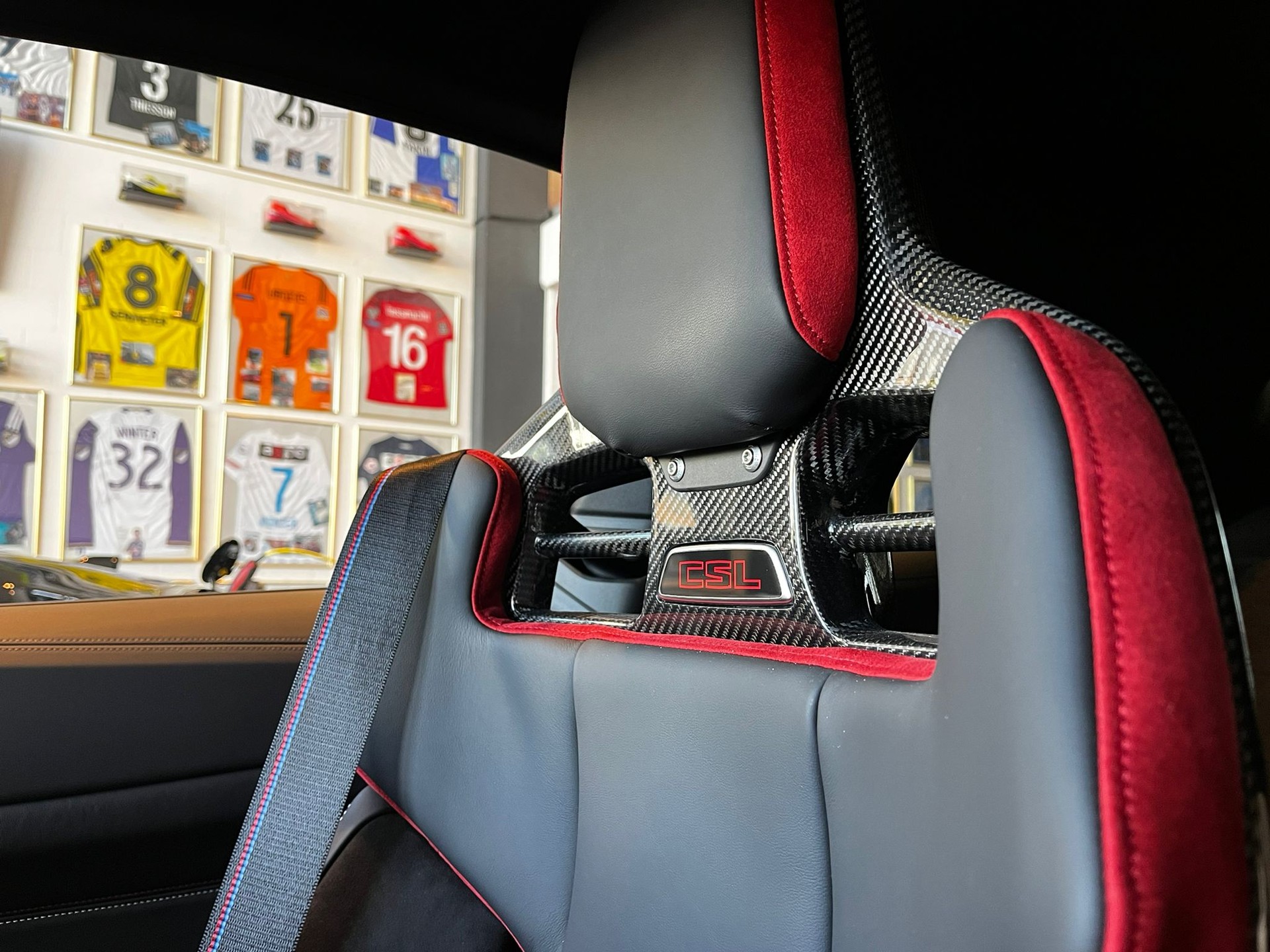 BMW M4 CSL Coupé-image-20
