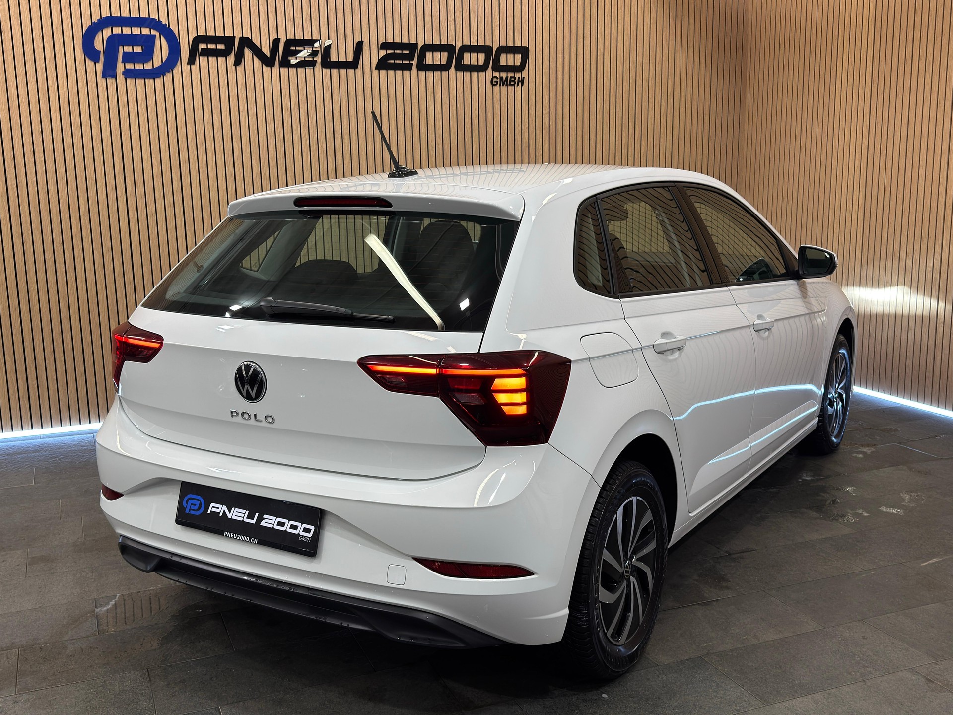 VW Polo 1.0 TSI Life DSG-image-2