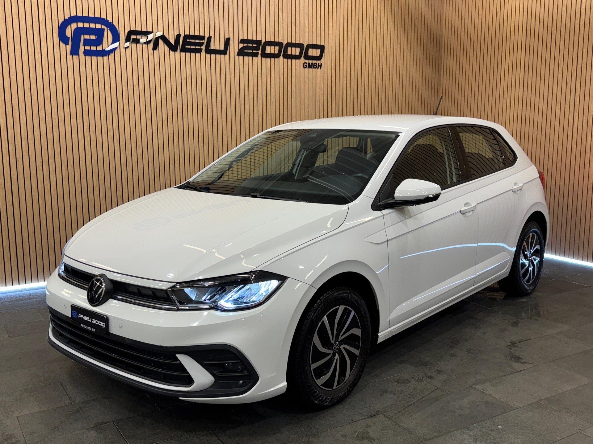 VW Polo 1.0 TSI Life DSG-image-0