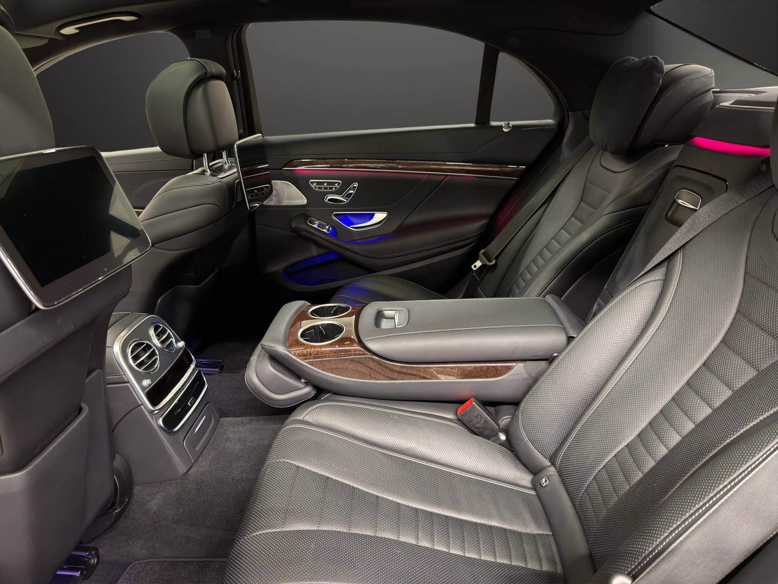 MERCEDES-BENZ S 560 L 4Matic 9G-Tronic-image-11