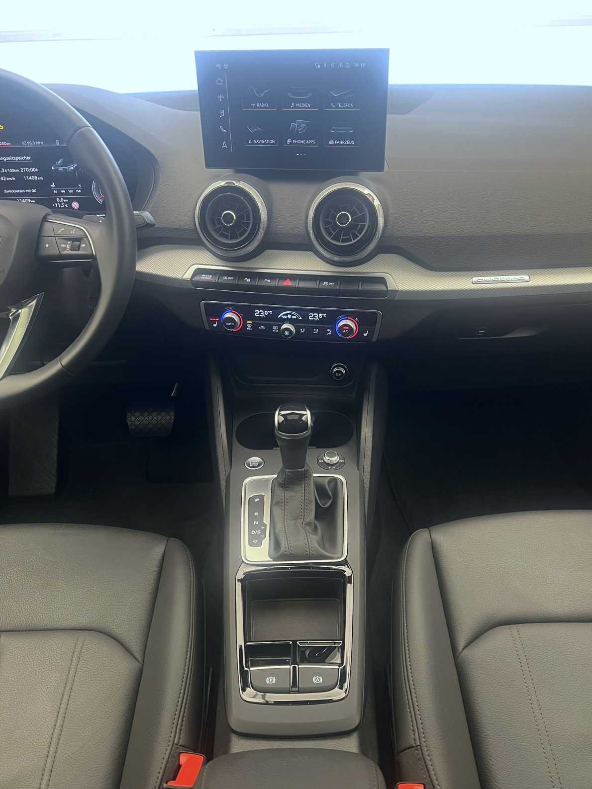 AUDI Q2 40 TFSI advanced quattro S-tronic-image-11