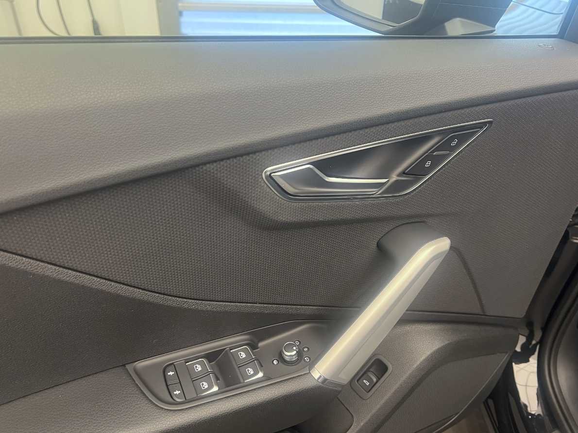 AUDI Q2 40 TFSI advanced quattro S-tronic-image-4