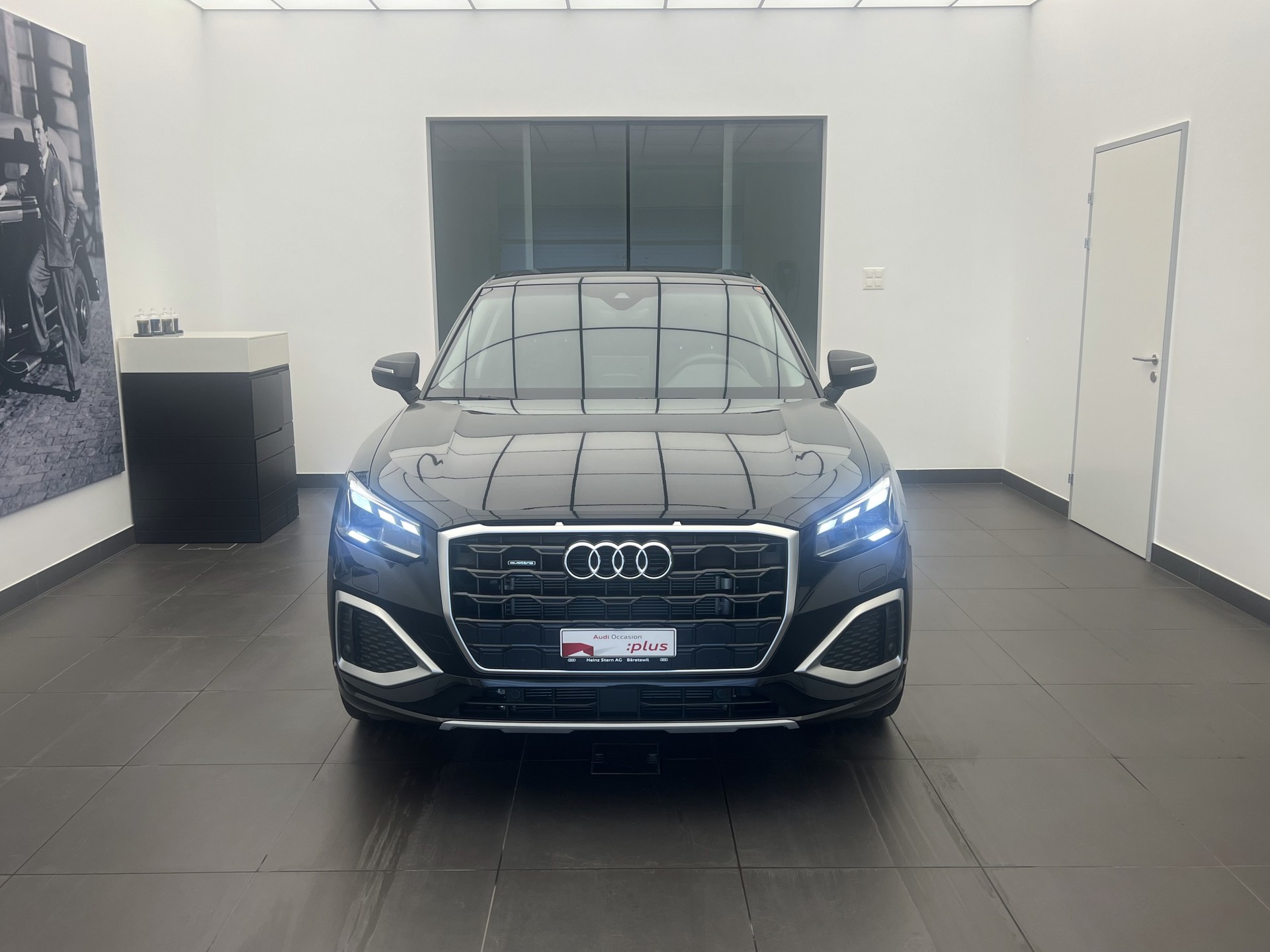 AUDI Q2 40 TFSI advanced quattro S-tronic-showroom-element-1