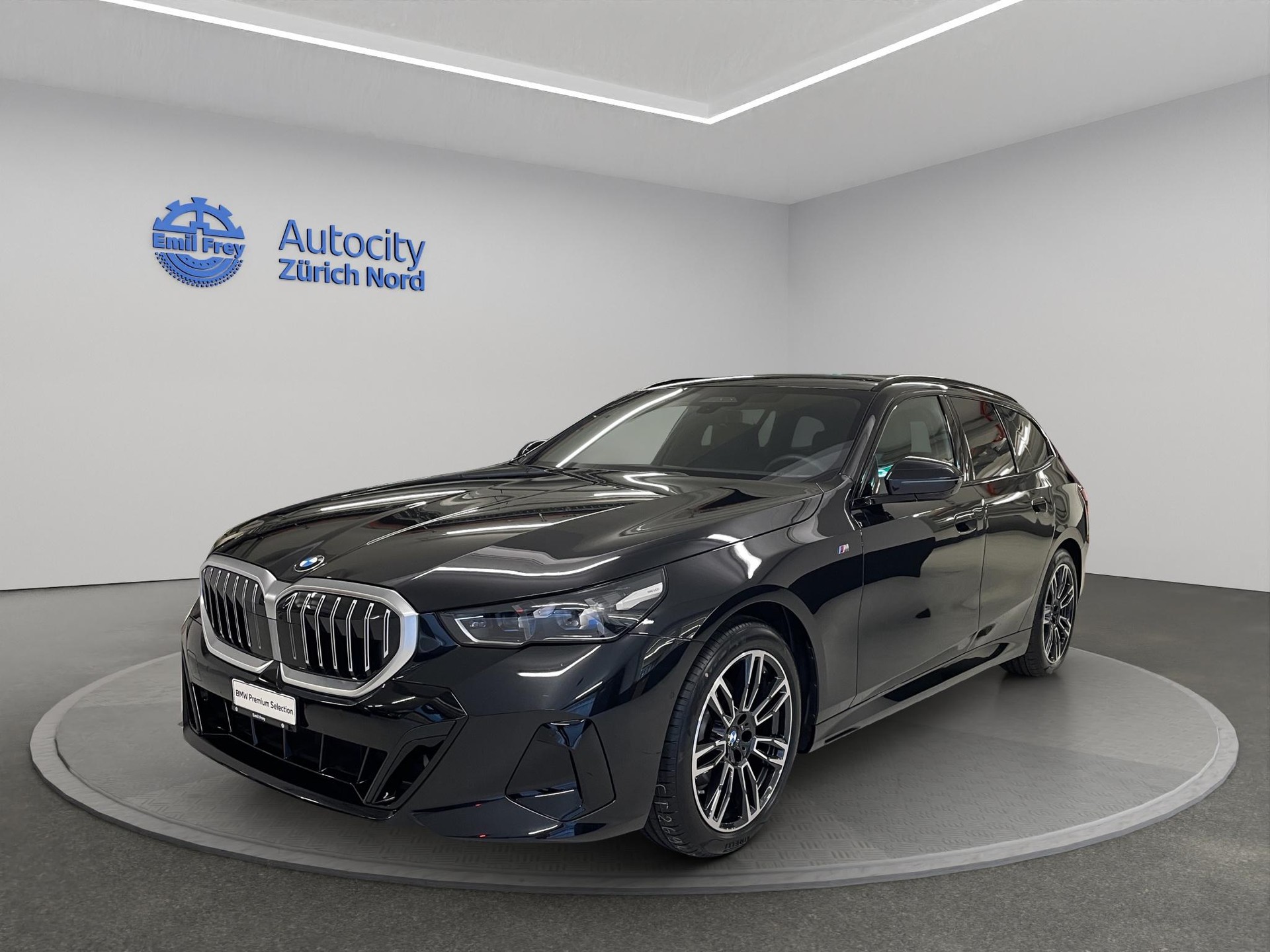 BMW 520d xDrive 48V Touring
