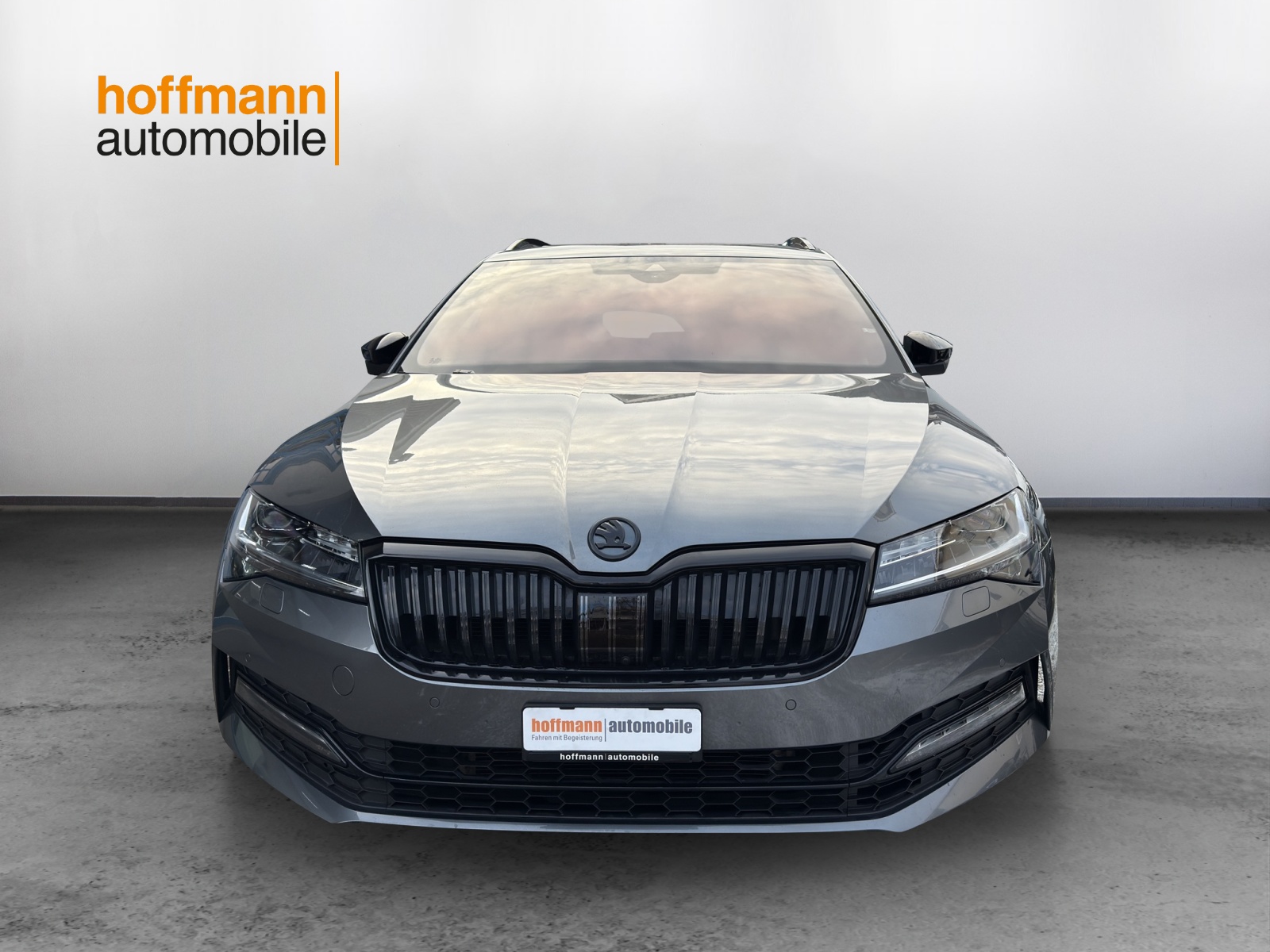 SKODA Superb Combi 2.0 TSI SportLine 4x4 DSG-image-1