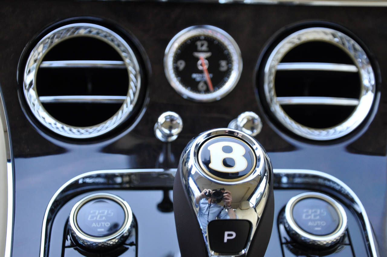 BENTLEY CONTINENTALental GT 6.0 W12-image-15