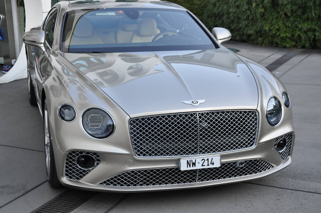 BENTLEY CONTINENTALental GT 6.0 W12-image-1