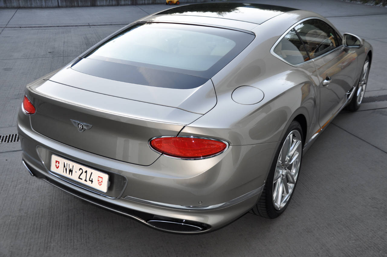 BENTLEY CONTINENTALental GT 6.0 W12-image-5