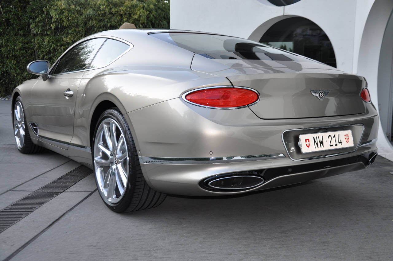 BENTLEY CONTINENTALental GT 6.0 W12-image-4