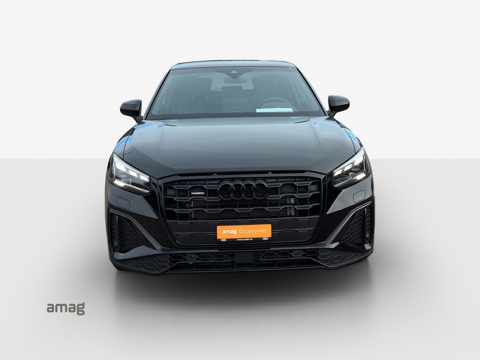 AUDI Q2 40 TFSI S line quattro S-tronic-image-6