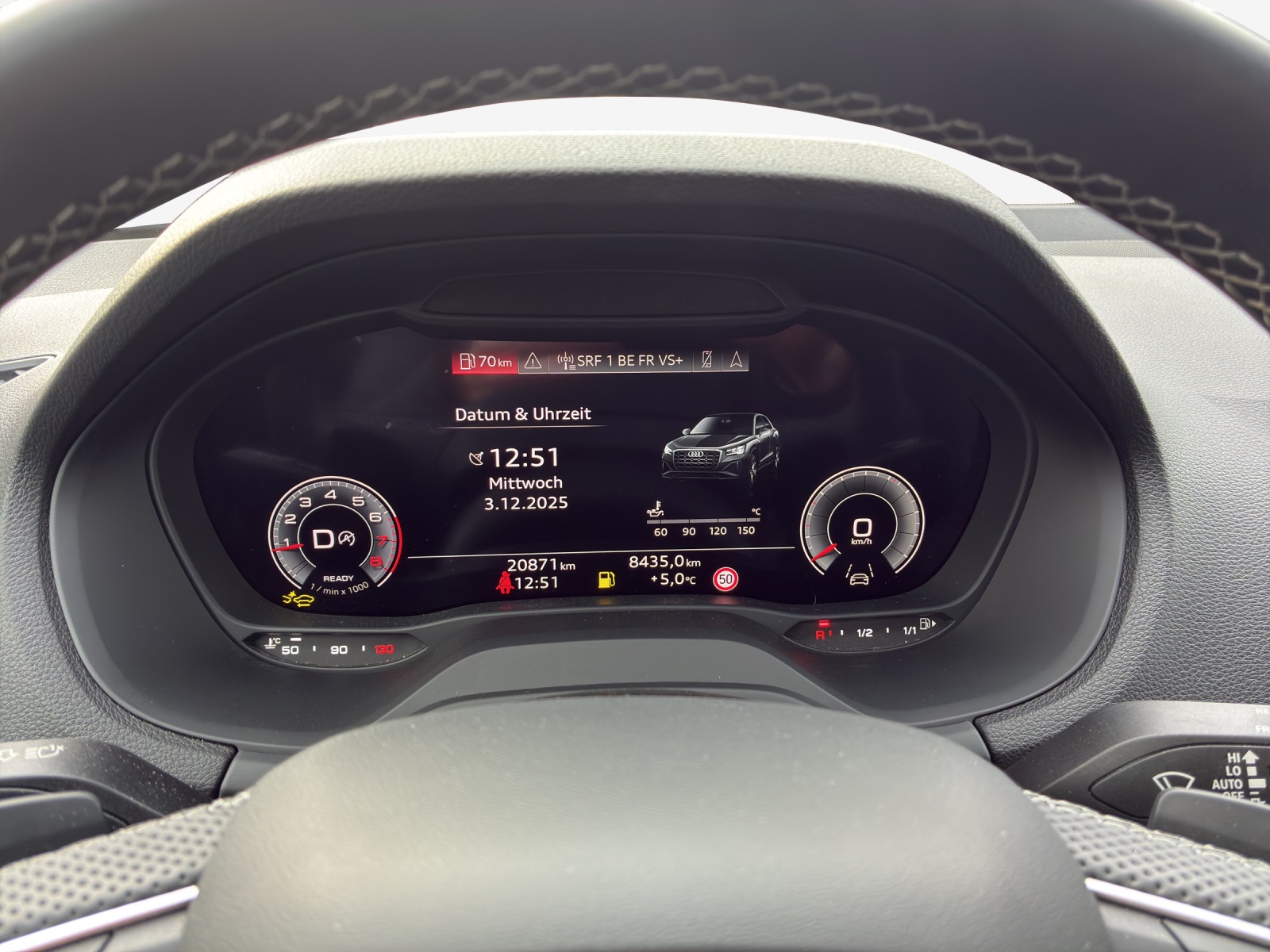 AUDI Q2 40 TFSI S line quattro S-tronic-image-14