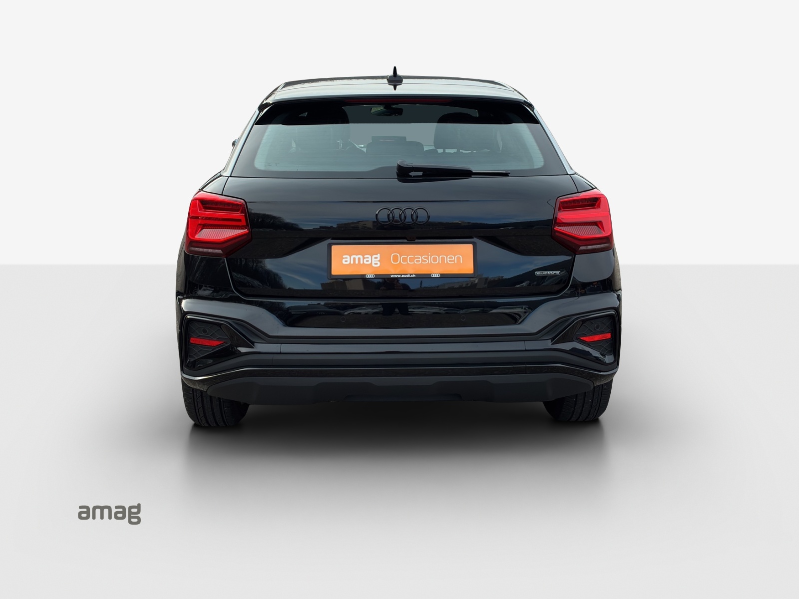 AUDI Q2 40 TFSI S line quattro S-tronic-image-3