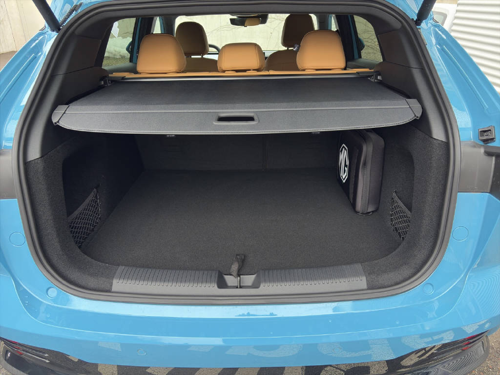 MG MG HS-image-8