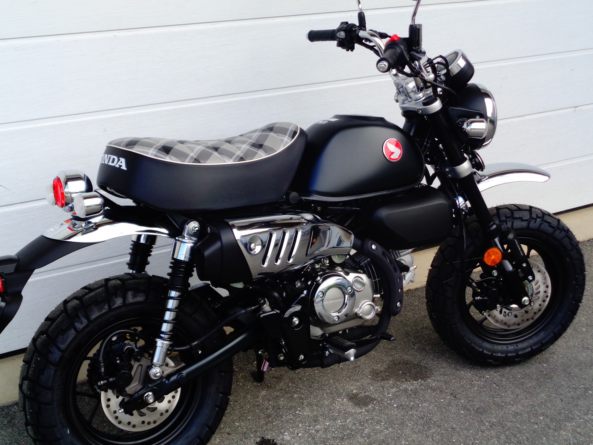 HONDA Z 125 Monkey-showroom-element-2